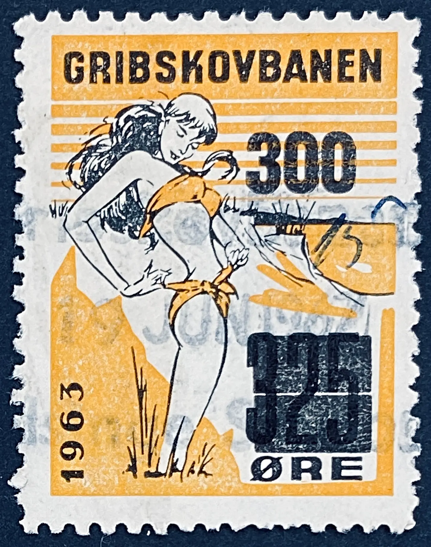 GDS 82 - Provisorium (overtryk) 300 Øre sort på 325 Motiv: Badepige - Sort og Orange - banemærket er stemplet. GDS 82 - Provisorium (overtryk) 300 Øre sort på 325 Motiv: Badepige - Sort og Orange - banemærket er stemplet.