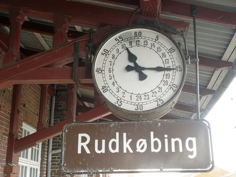 Billede af 24 timers uret på Rudkøbing Station.