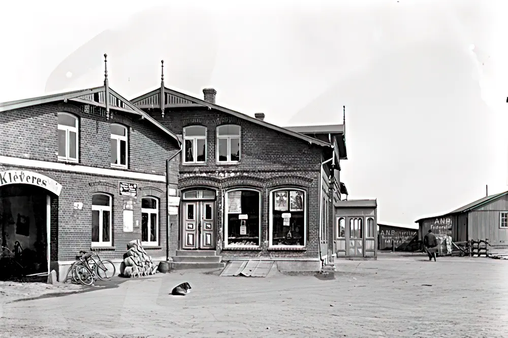 Billede af Hellevad (Smalspor) Stationskro. Billede af Hellevad (Smalspor) Stationskro.