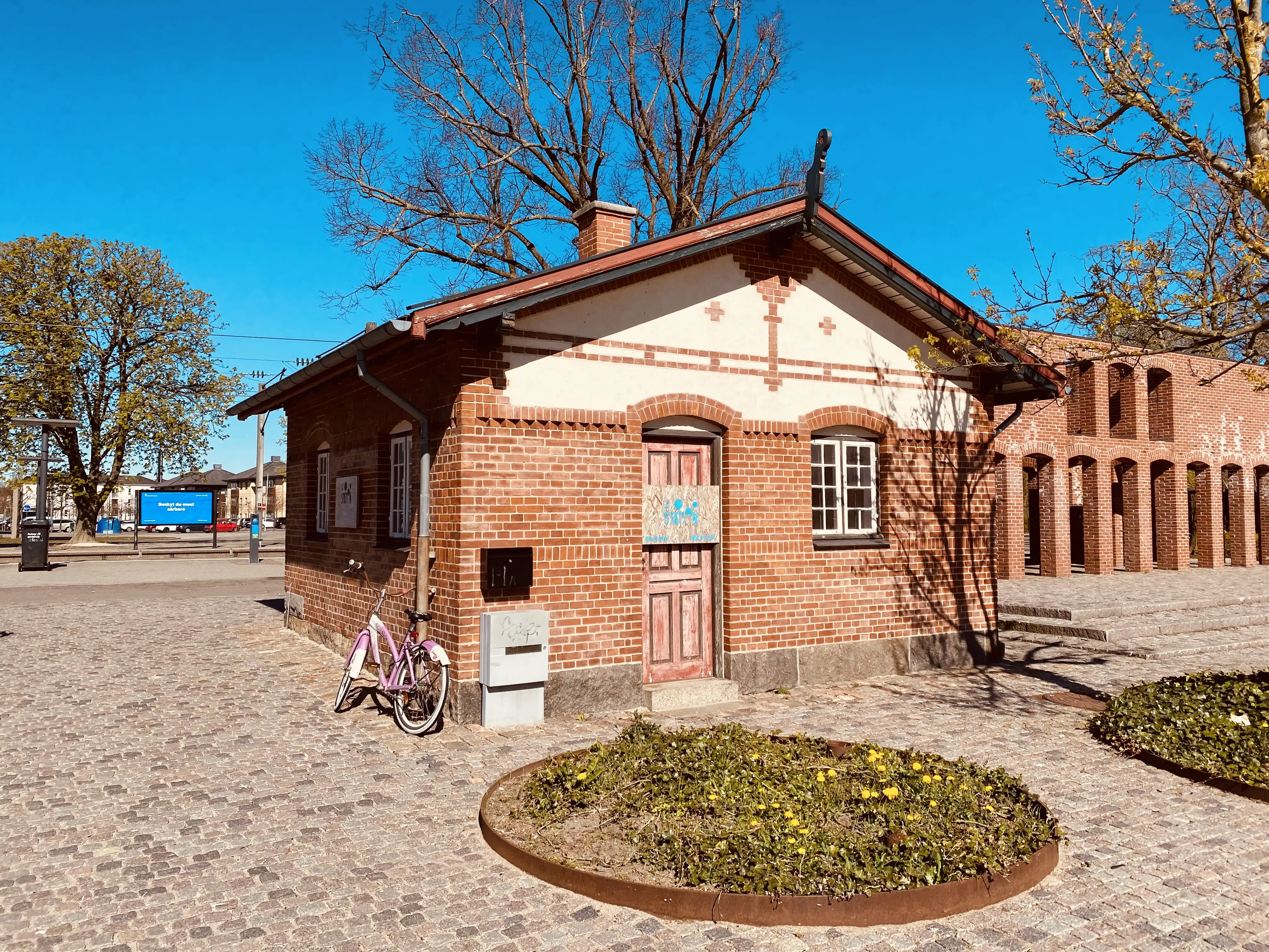 Billede af Humlebæk Station.