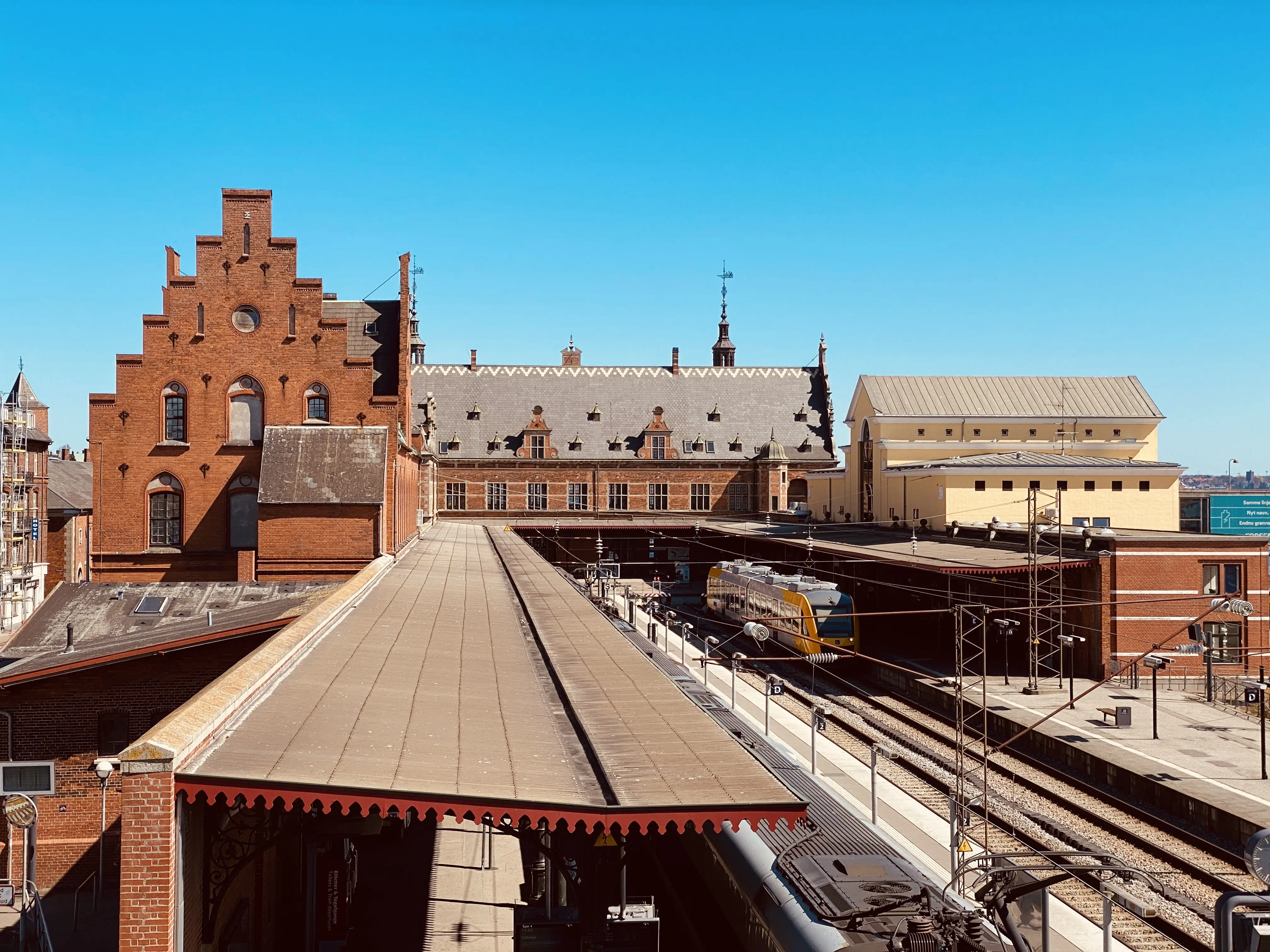 Billede af Helsingør Banegård. Billede af Helsingør Banegård.