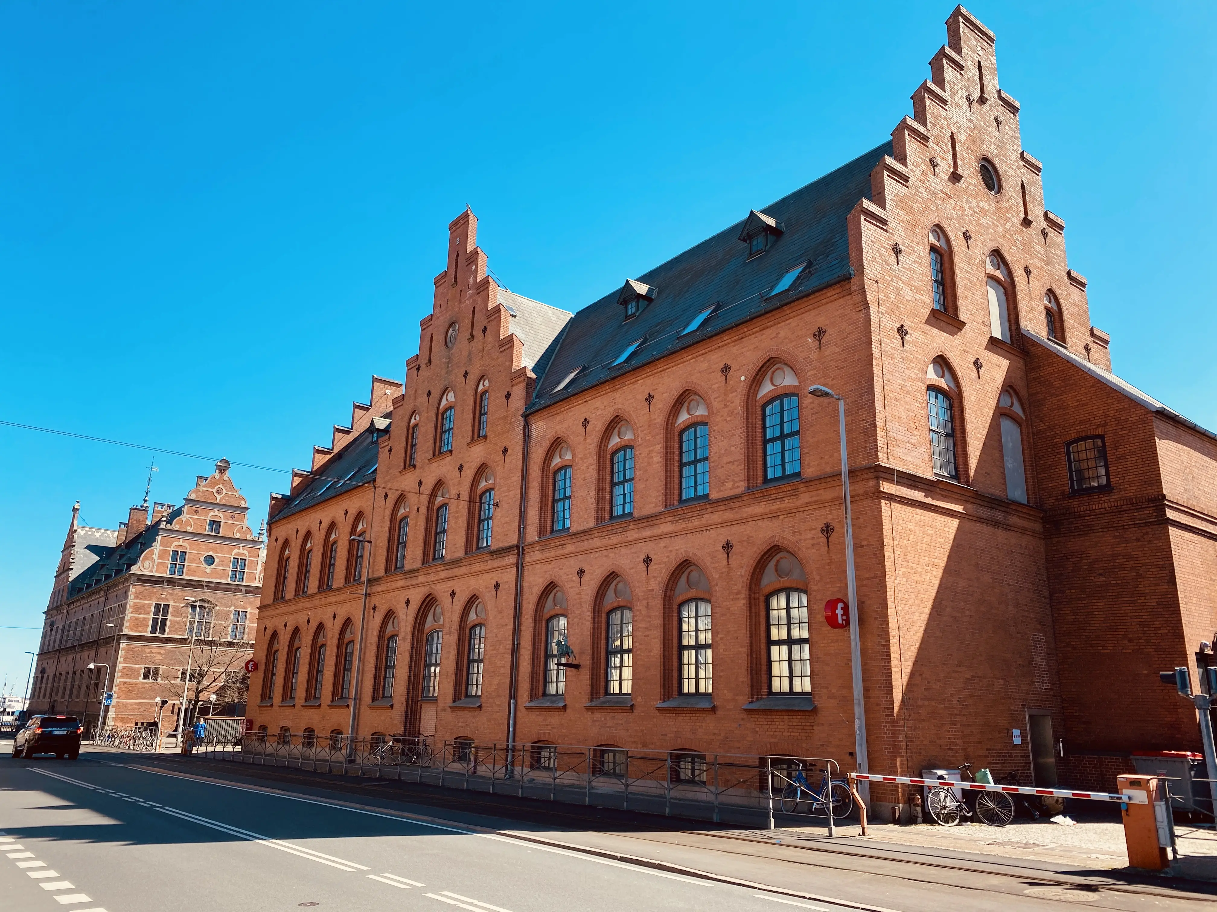 Billede af Helsingør Banegård. Billede af Helsingør Banegård.