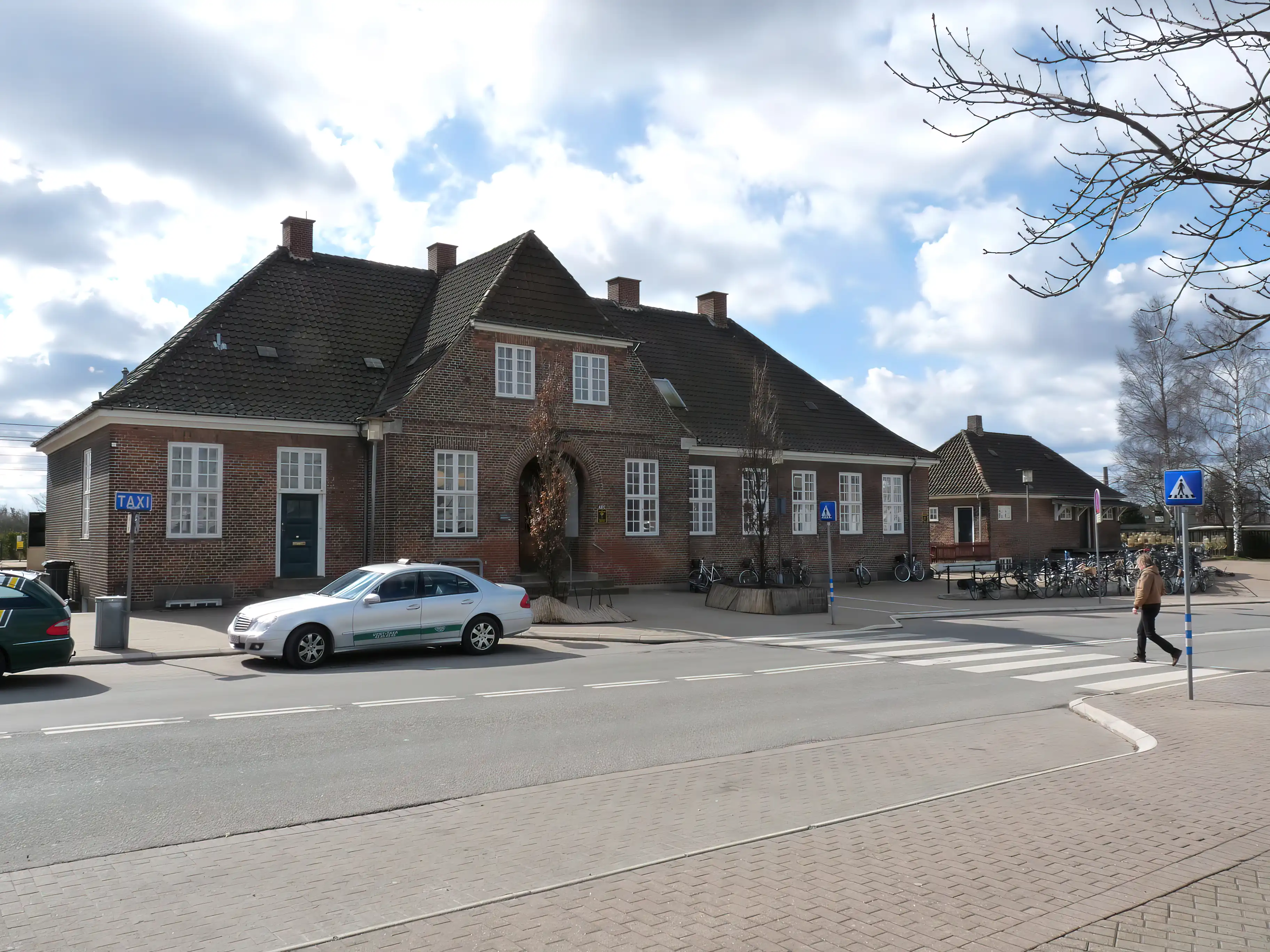 Billede af Hedehusene Station.