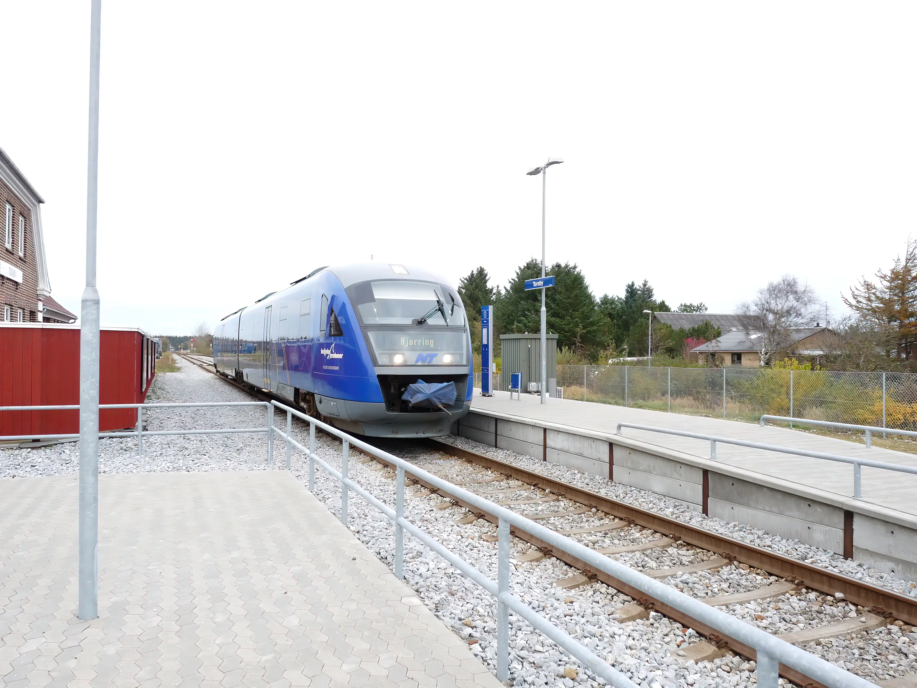 Billede af NJJ DM 502 fotograferet ud for Tornby Station. Billede af NJJ DM 502 fotograferet ud for Tornby Station.