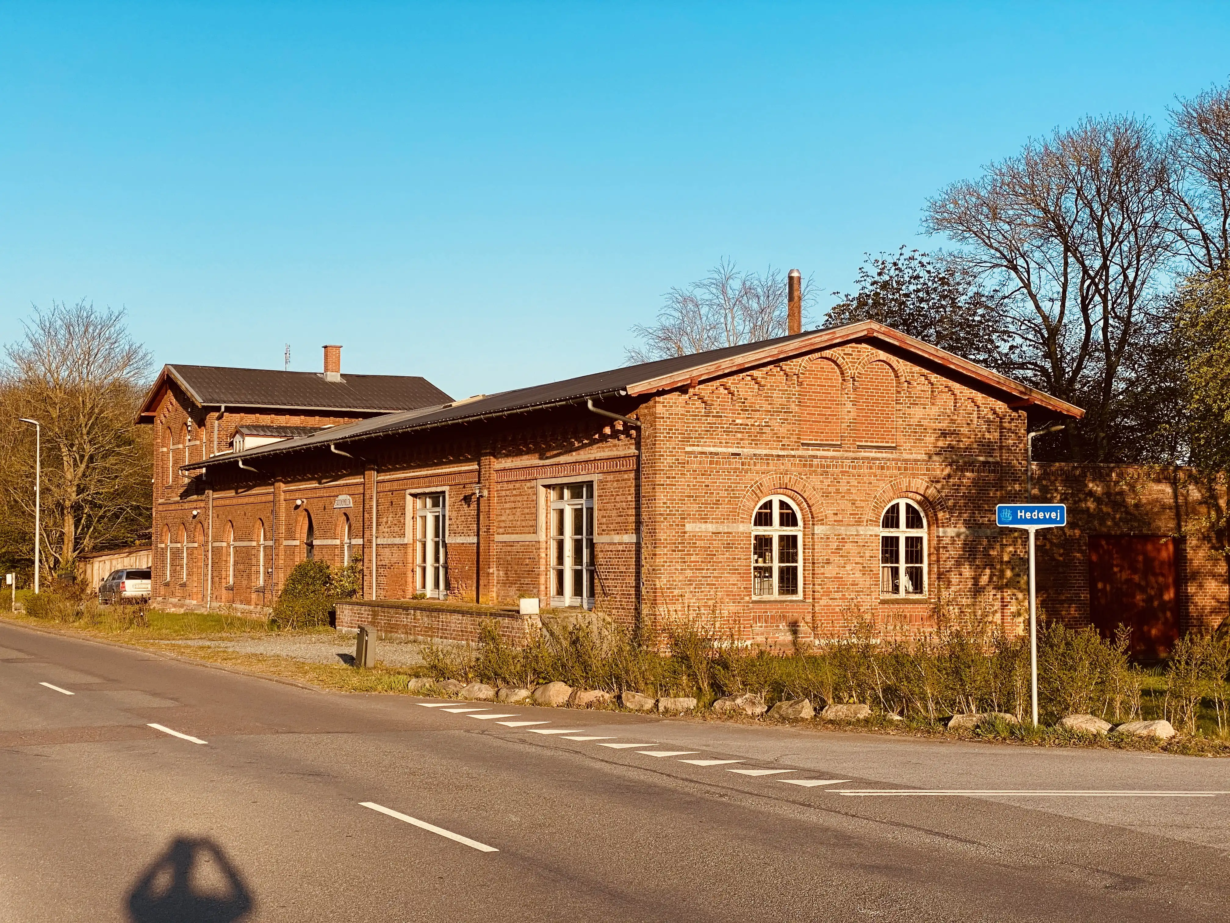 Billede af Løgumkloster Statsbanegård. Billede af Løgumkloster Statsbanegård.