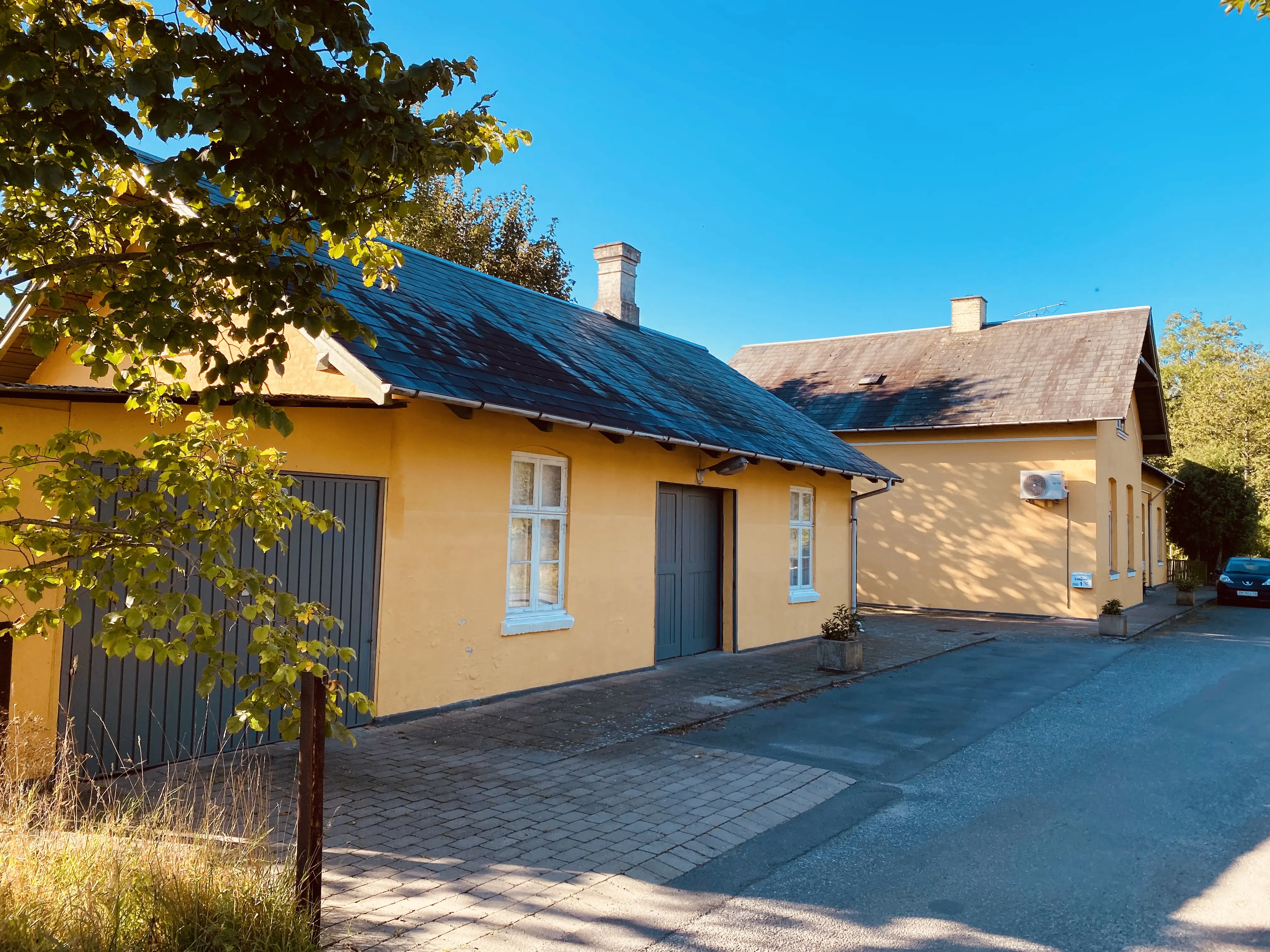 Billede af Højrup Stations varehus. Billede af Højrup Stations varehus.