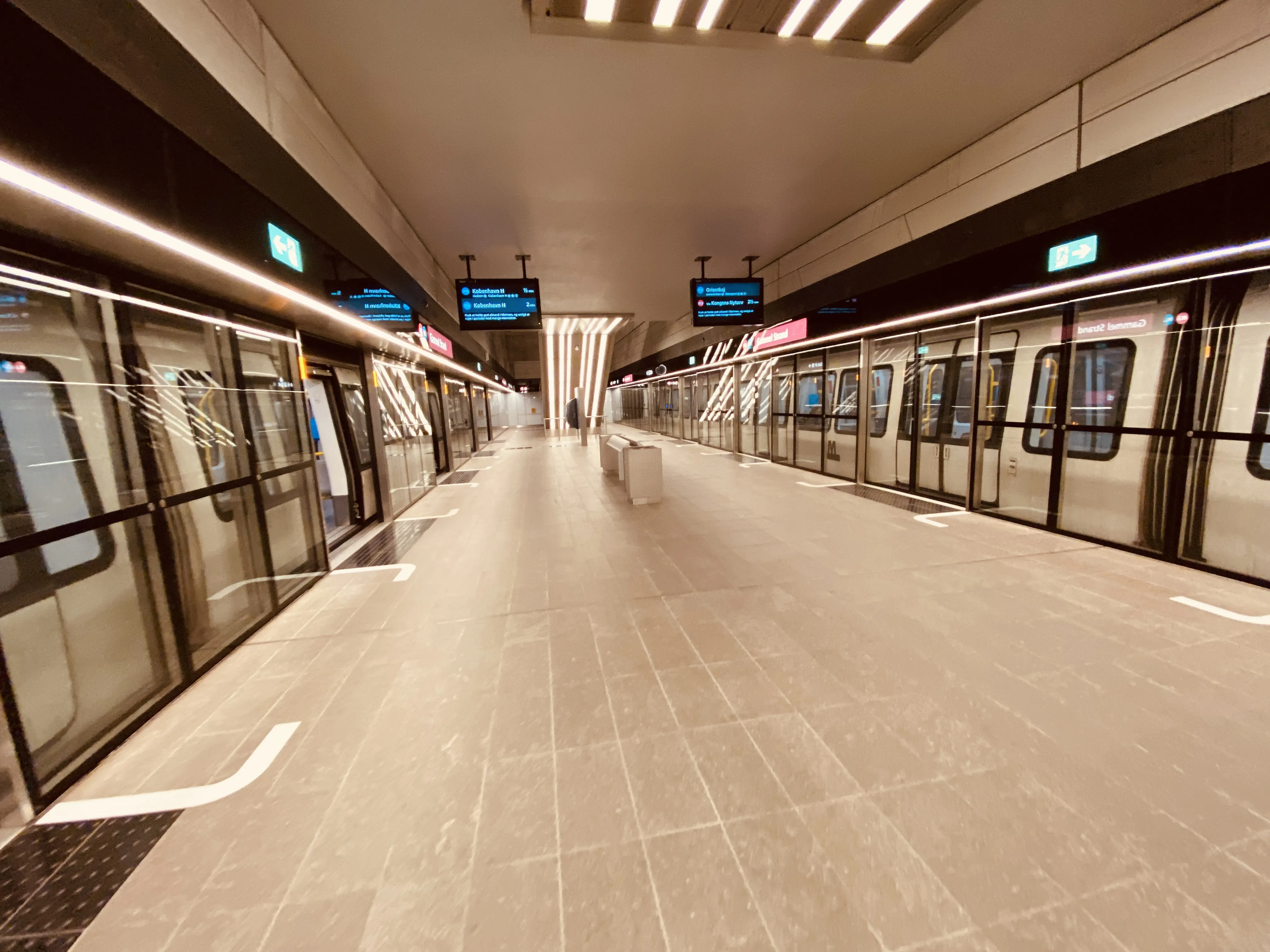 Billede af Gammel Strand Metrostation. Billede af Gammel Strand Metrostation.
