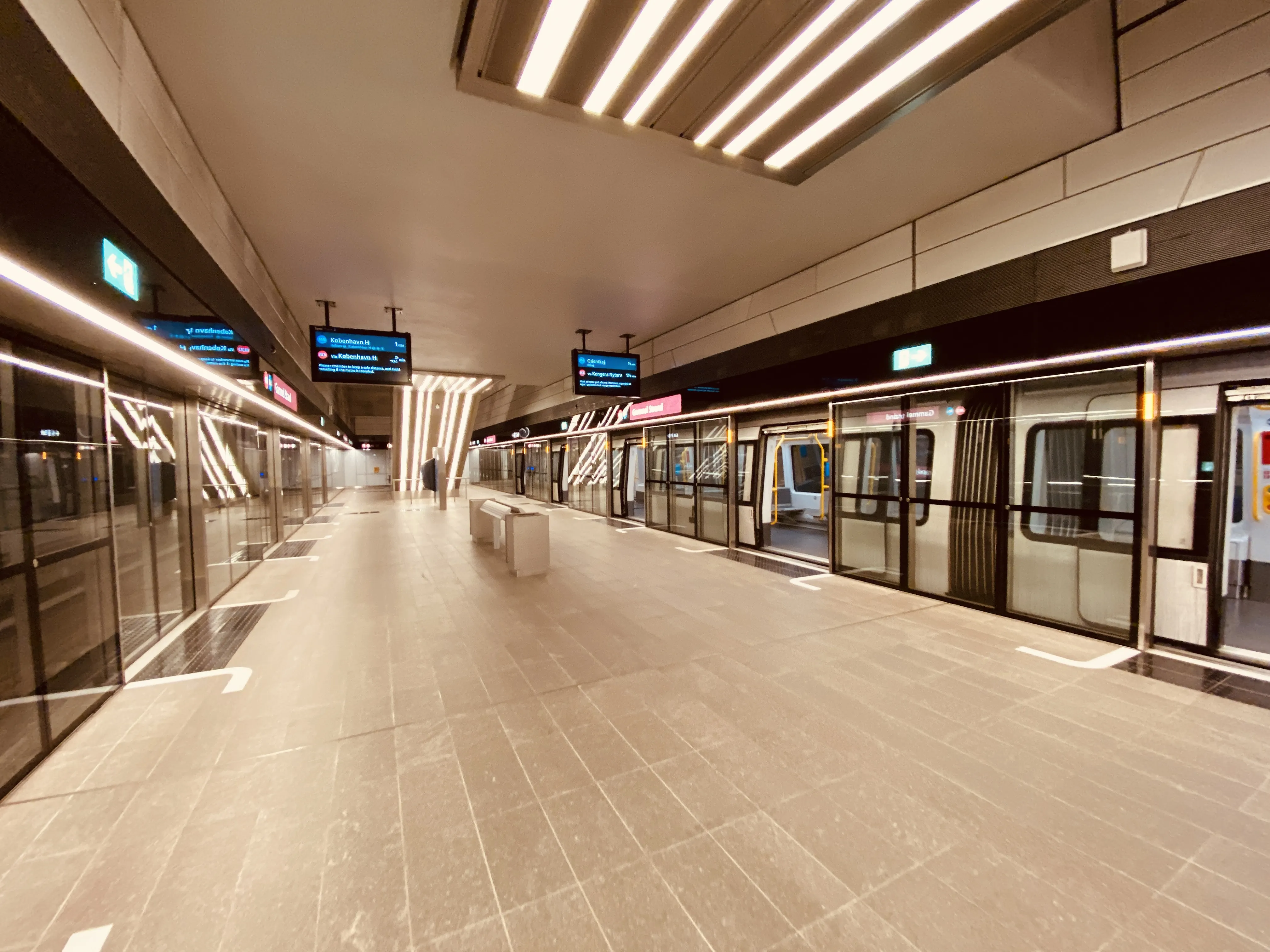 Billede af Gammel Strand Metrostation. Billede af Gammel Strand Metrostation.