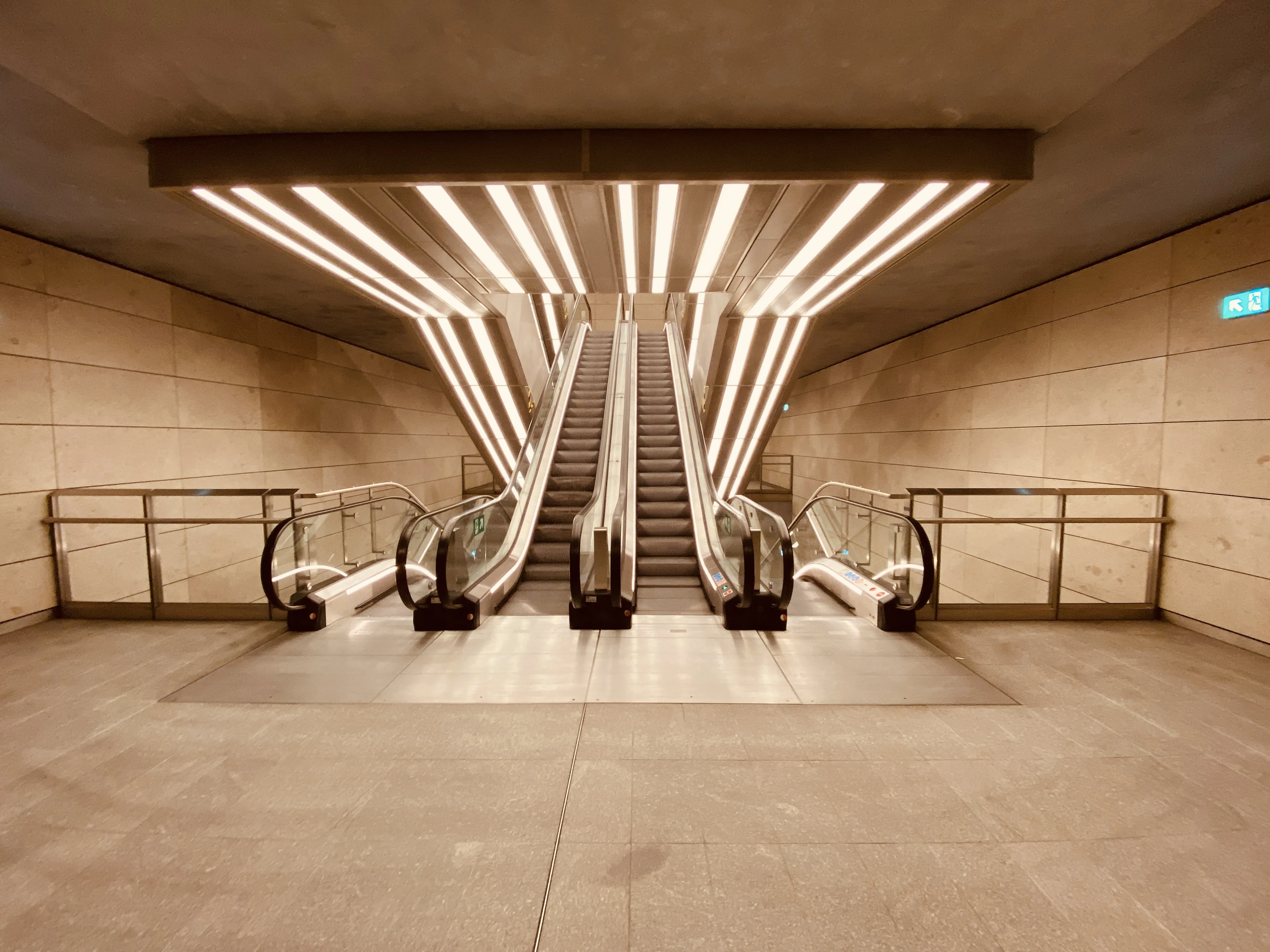 Billede af Marmorkirken Metrostation. Billede af Marmorkirken Metrostation.