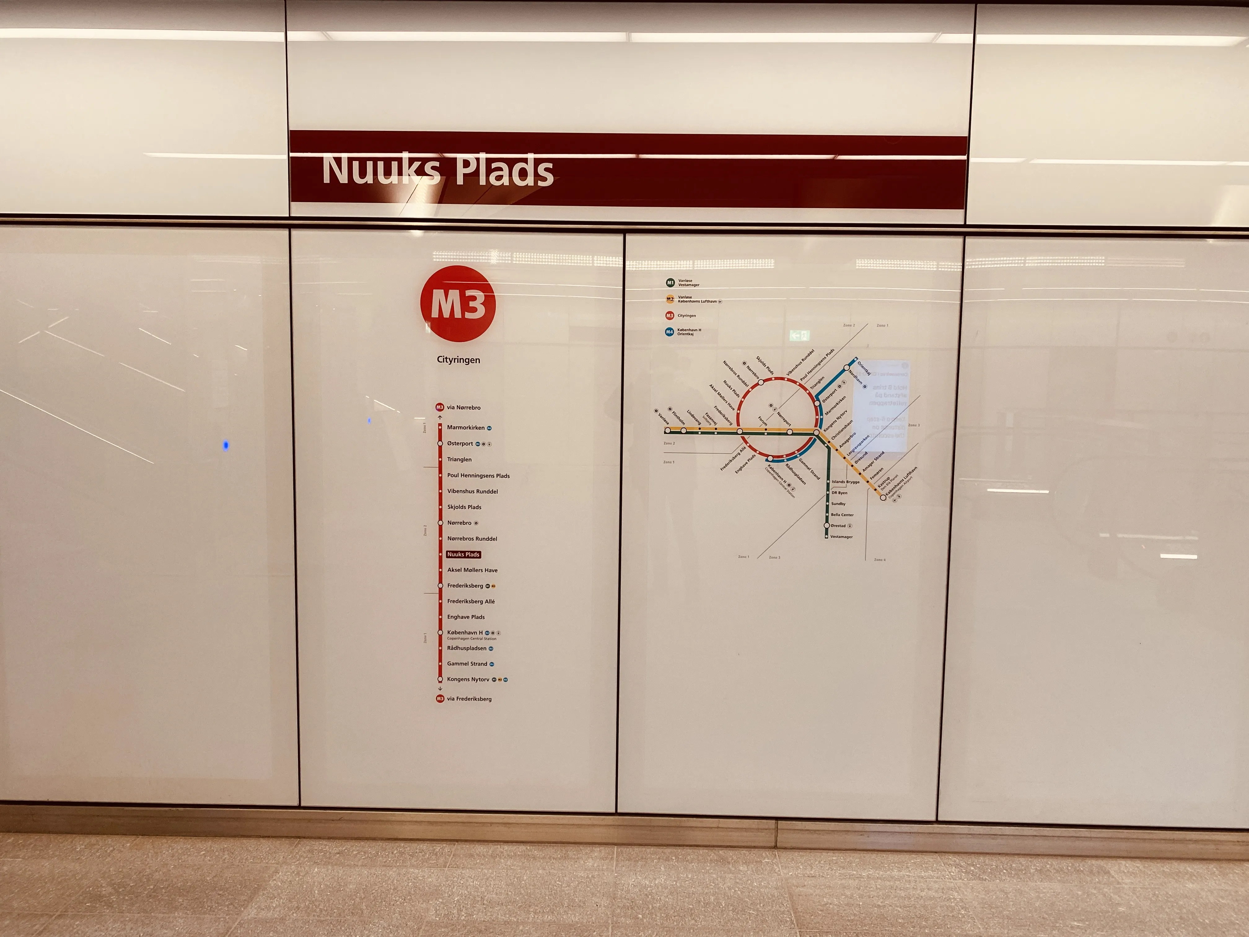 Billede af Nuuks Plads Metrostation. Billede af Nuuks Plads Metrostation.
