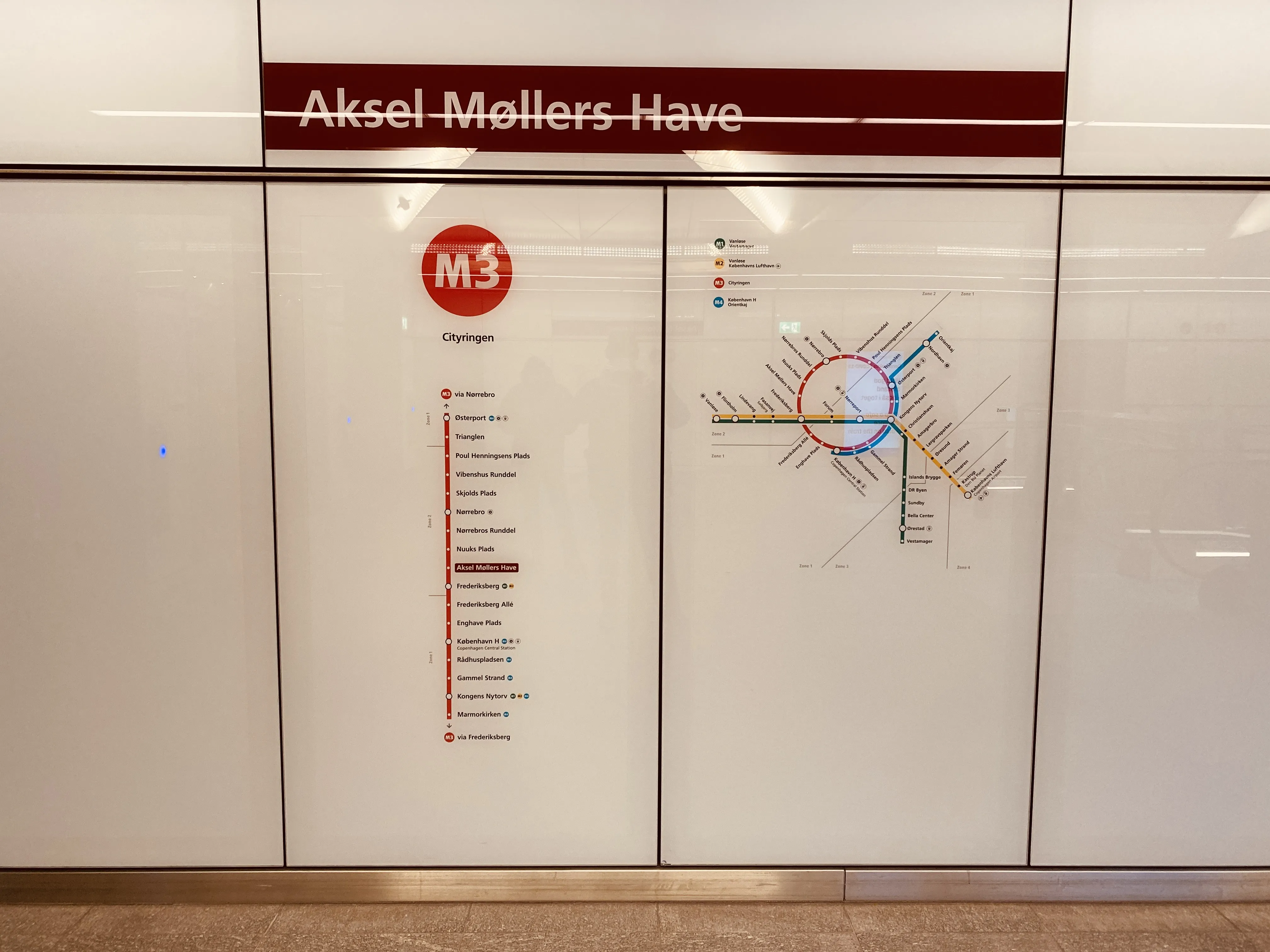 Billede af Aksel Møllers Have Metrostation. Billede af Aksel Møllers Have Metrostation.
