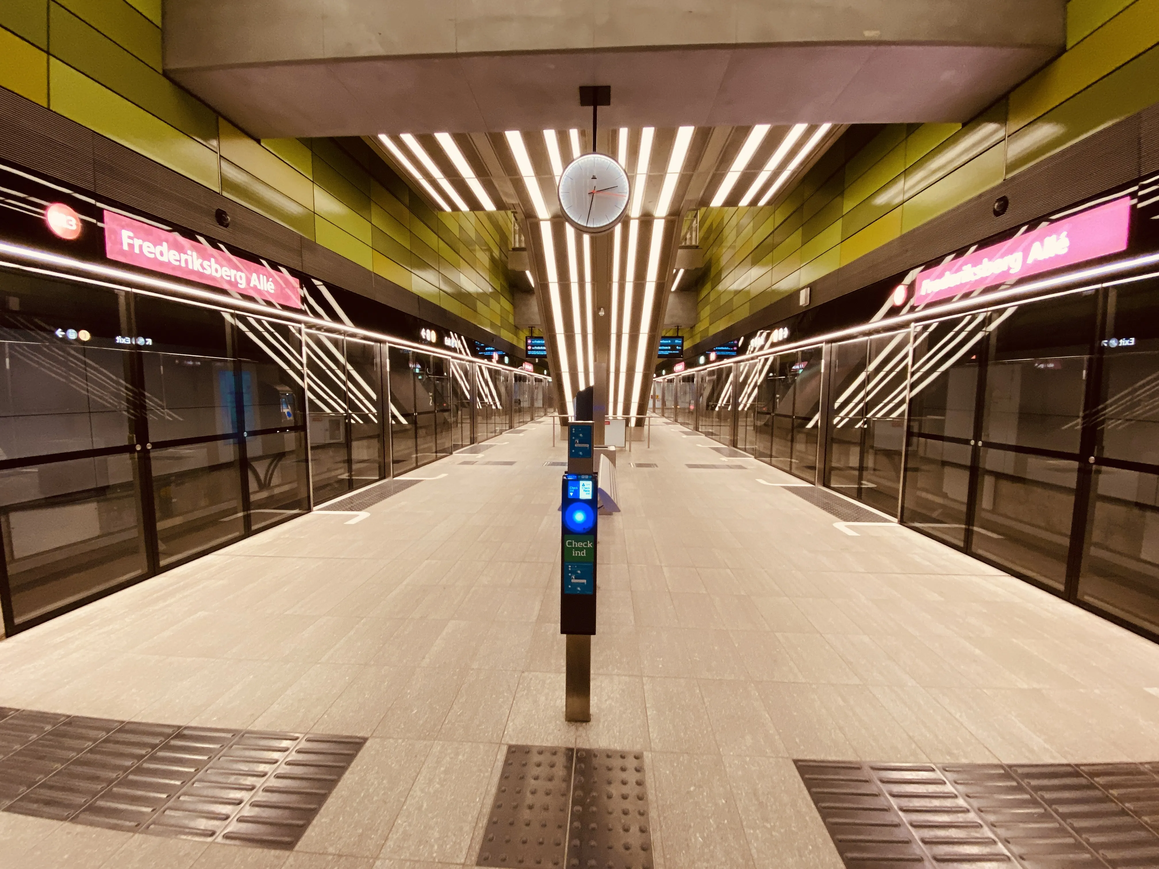 Billede af Frederiksberg Allé Metrostation.
