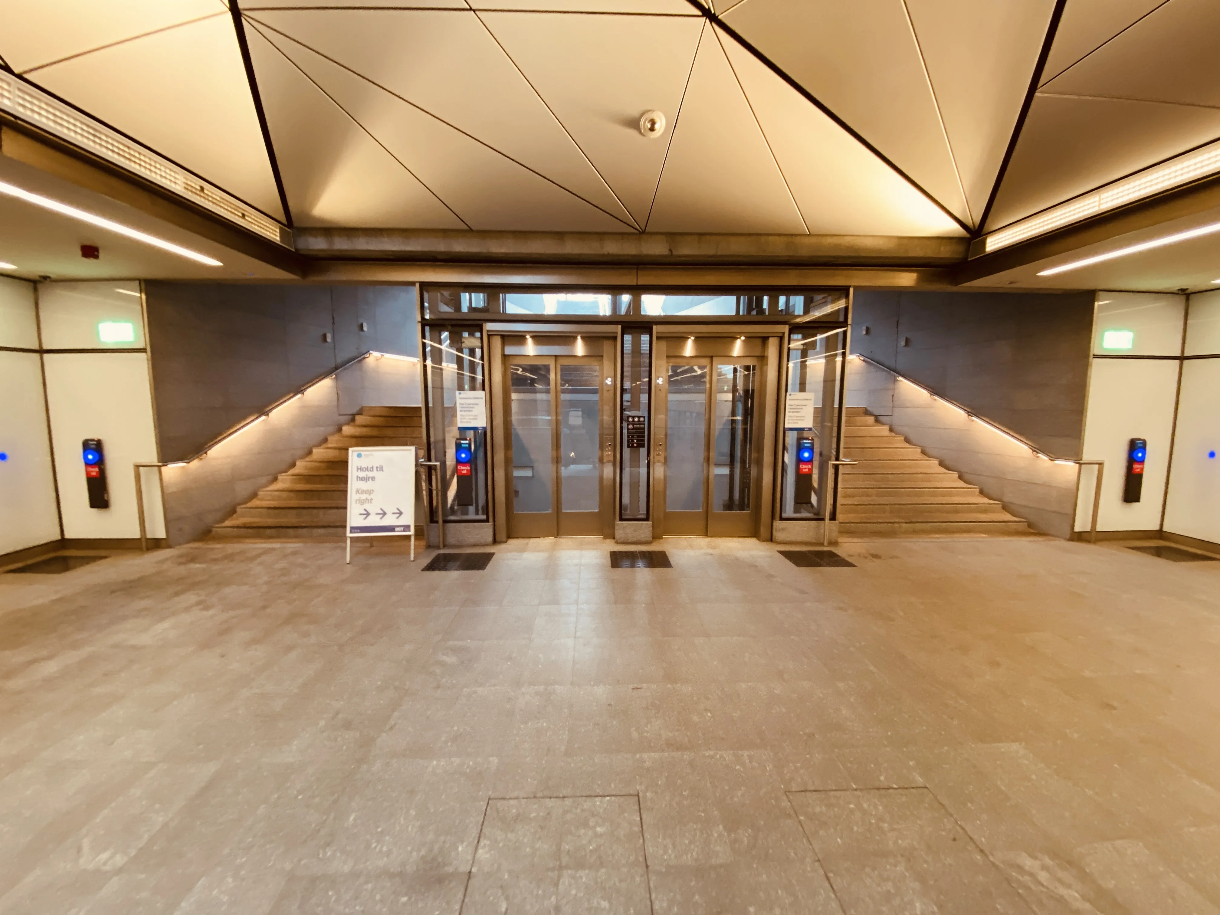 Billede af Enghave Plads Metrostation. Billede af Enghave Plads Metrostation.
