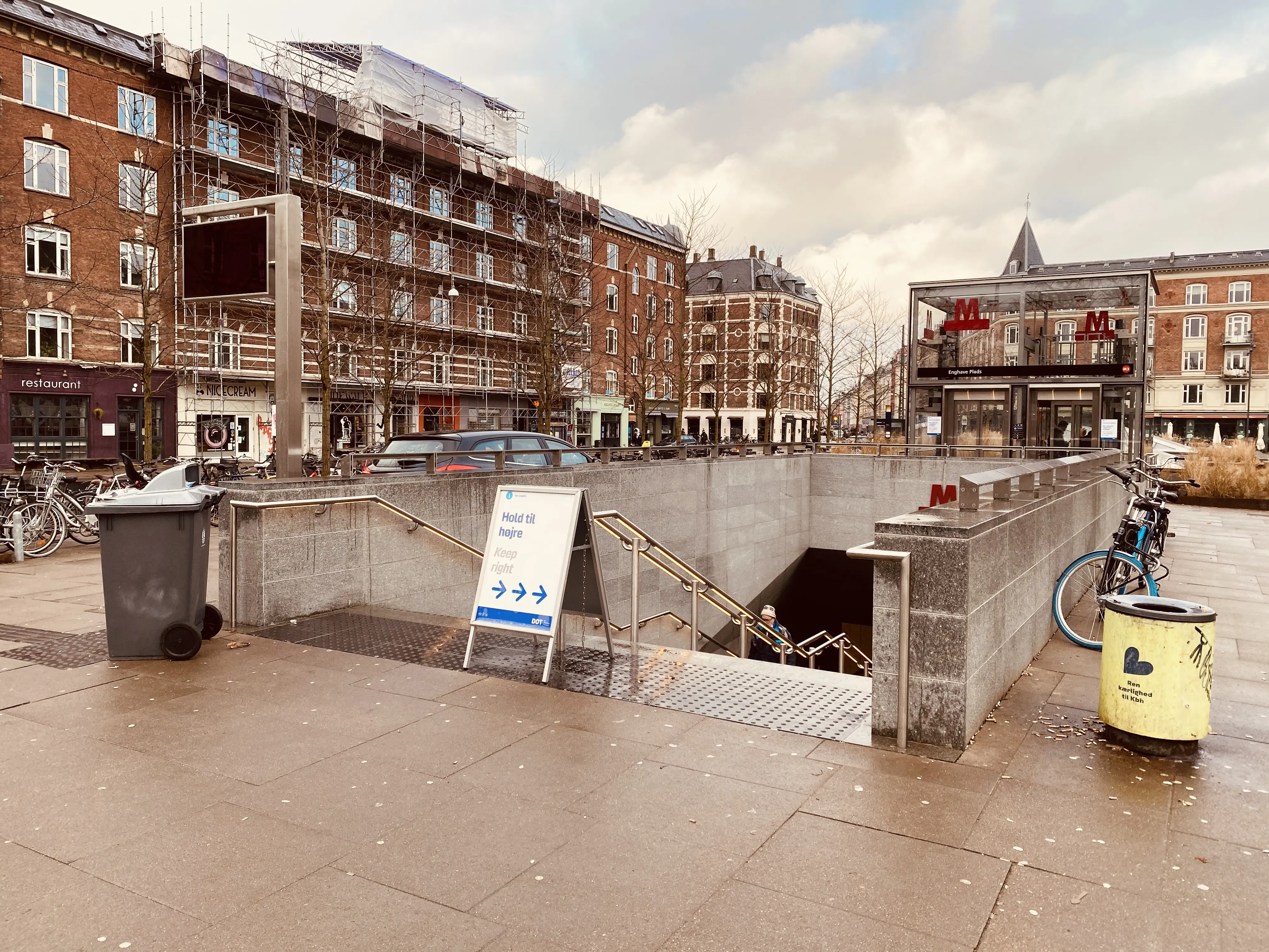 Billede af Enghave Plads Metrostation. Billede af Enghave Plads Metrostation.
