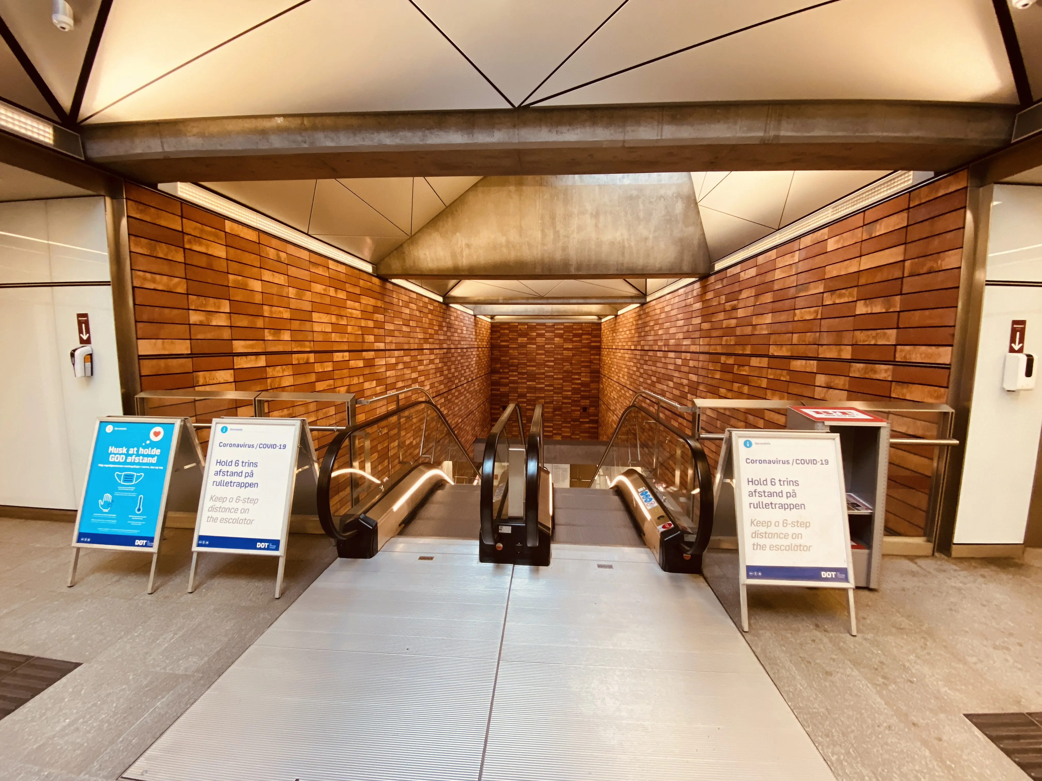 Billede af Enghave Plads Metrostation. Billede af Enghave Plads Metrostation.