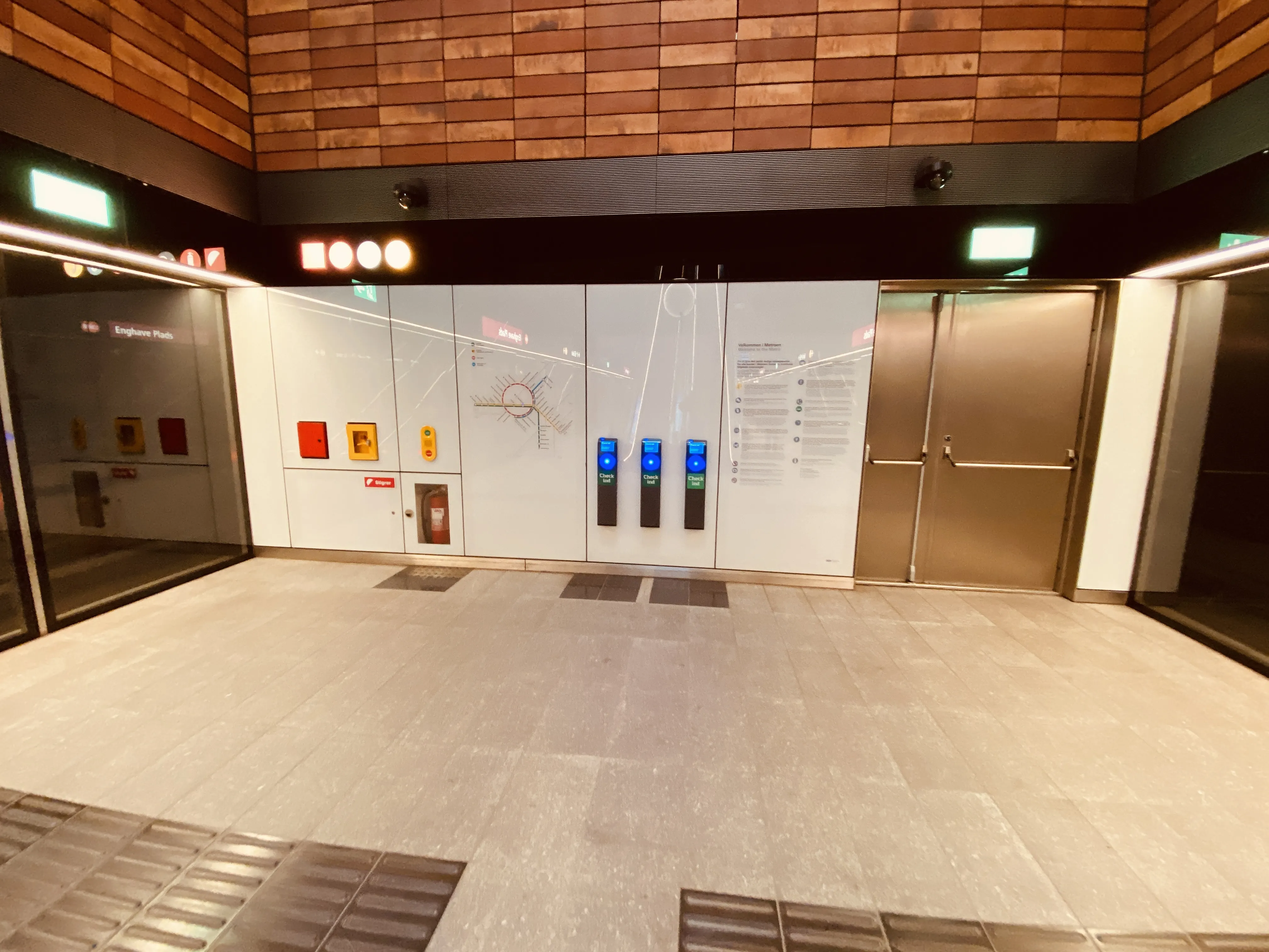 Billede af Enghave Plads Metrostation. Billede af Enghave Plads Metrostation.