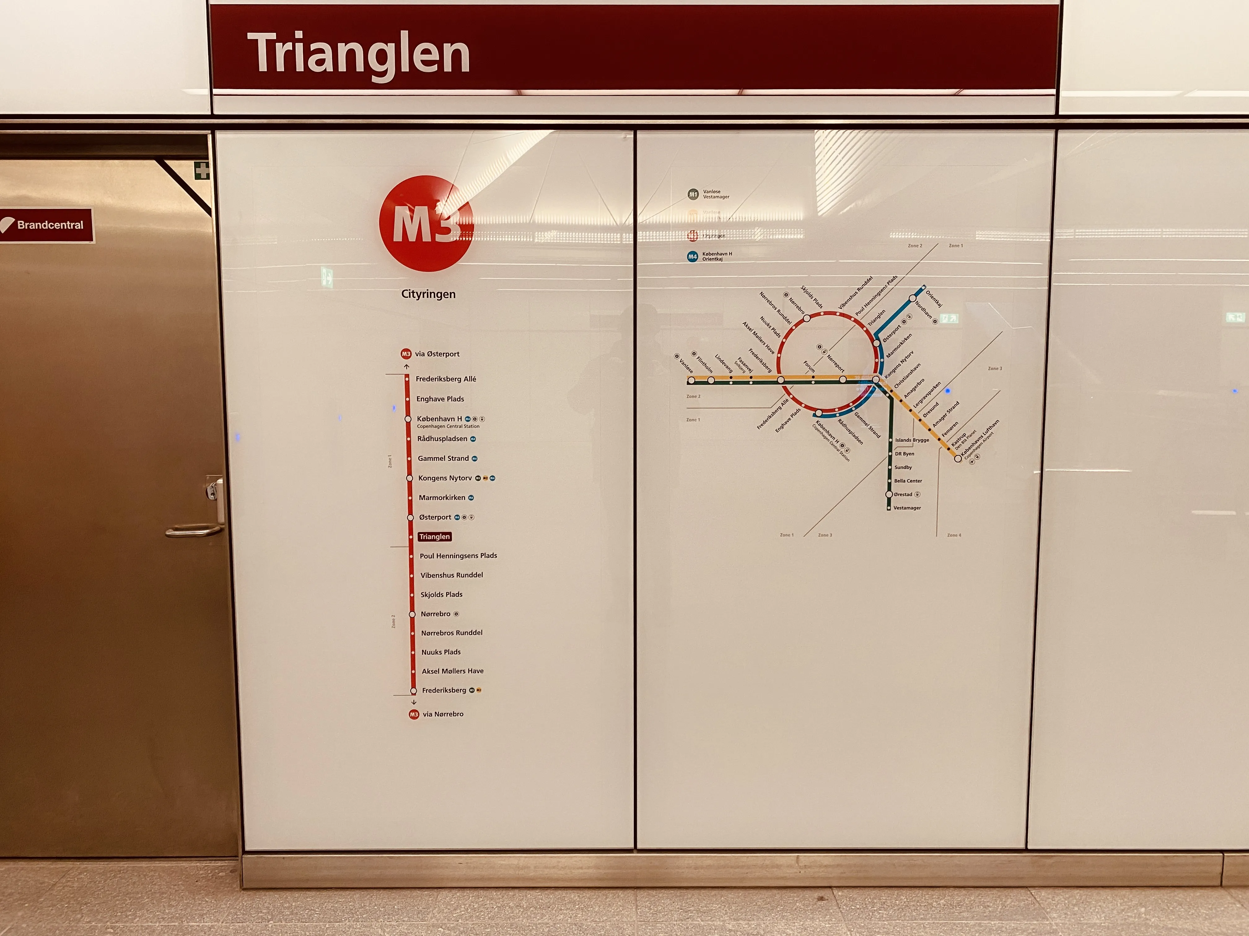 Billede af Trianglen Metrostation. Billede af Trianglen Metrostation.
