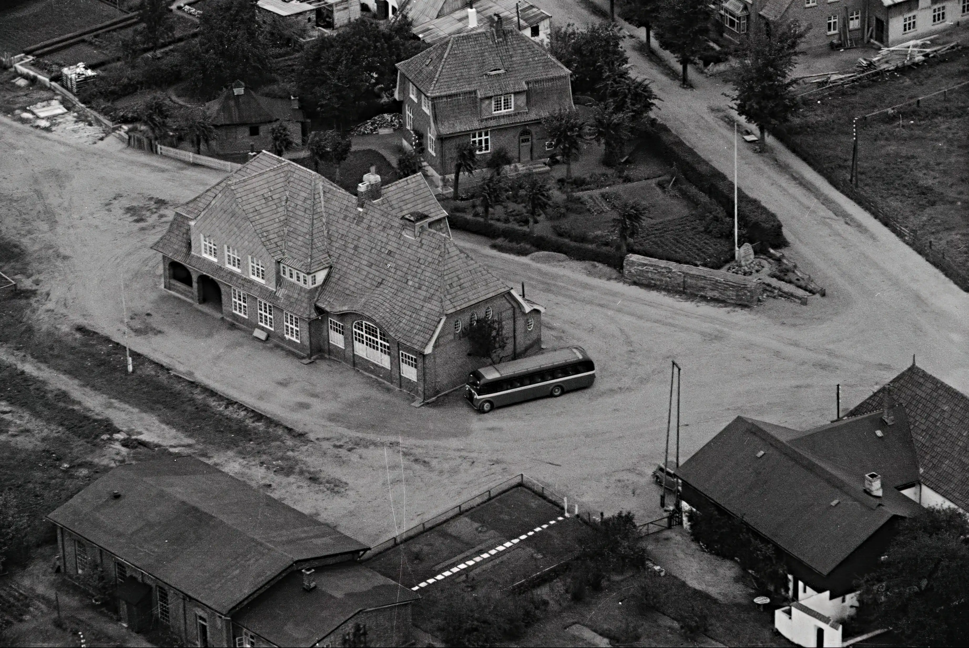 Billede af Arnum Station. Billede af Arnum Station.