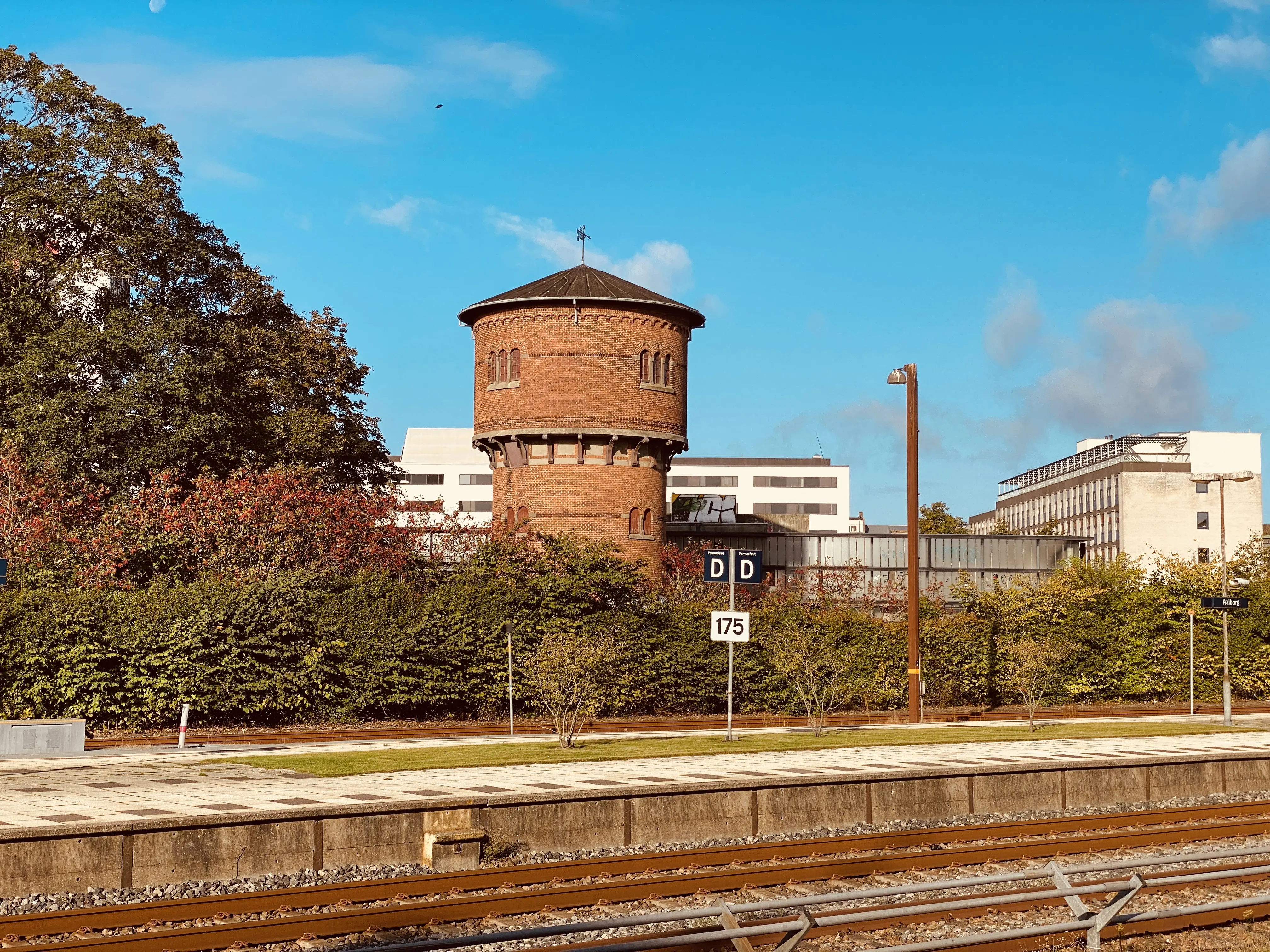 Billede af Aalborg Stations vandtårn. Billede af Aalborg Stations vandtårn.
