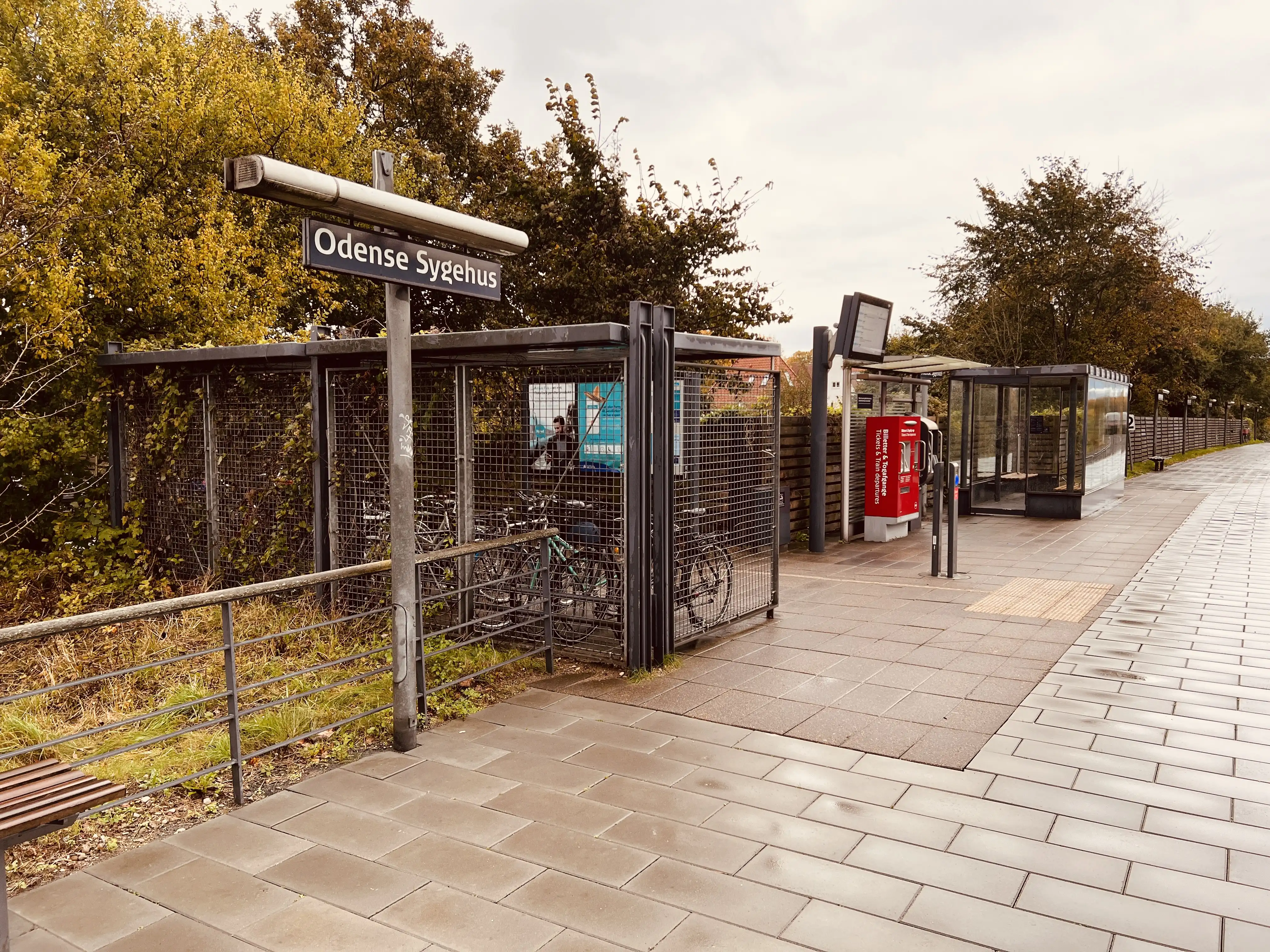 Billede af Odense Sygehus Trinbræt. Billede af Odense Sygehus Trinbræt.