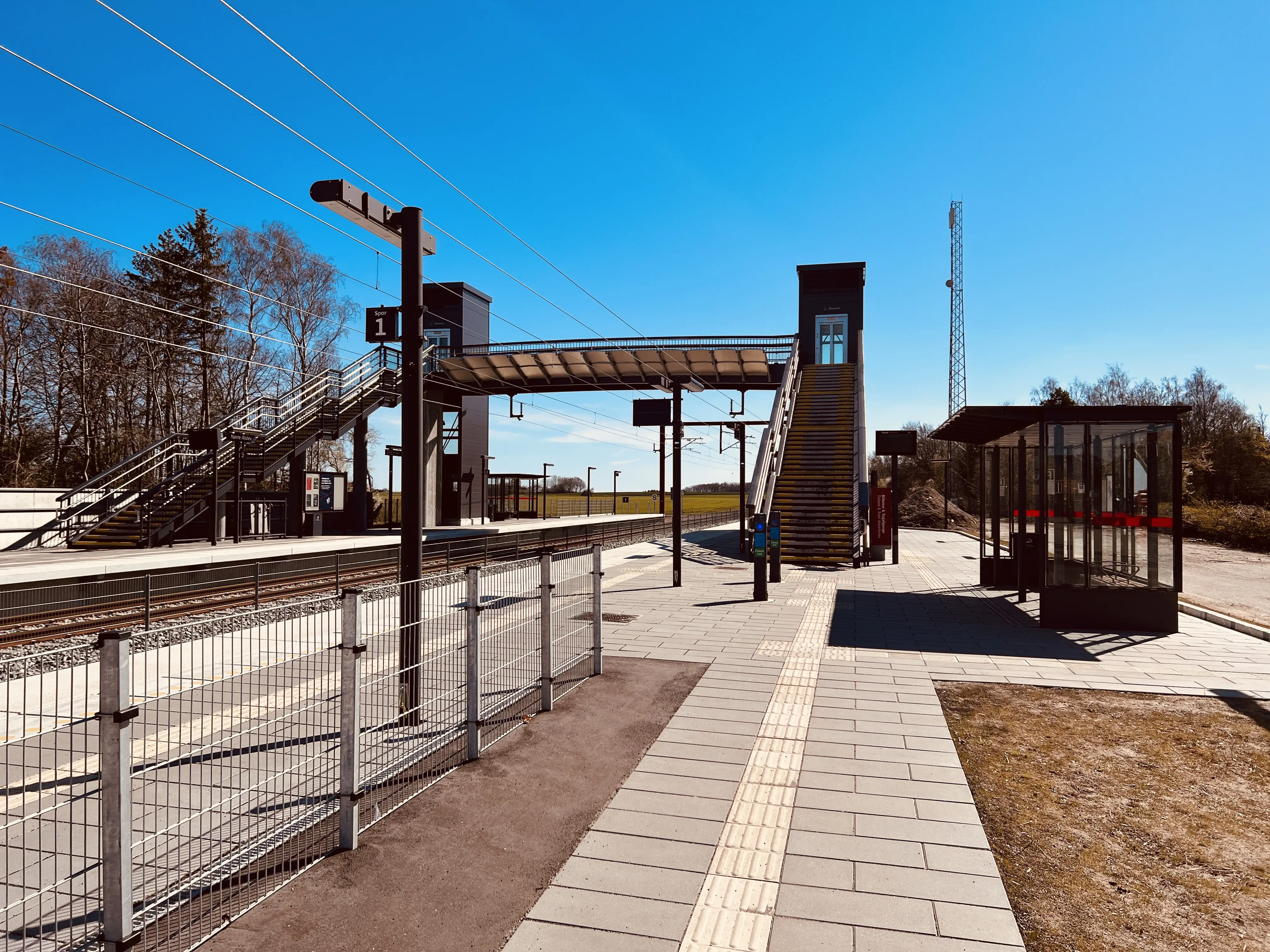 Billede af Nørre Alslev Trinbræt. Billede af Nørre Alslev Trinbræt.