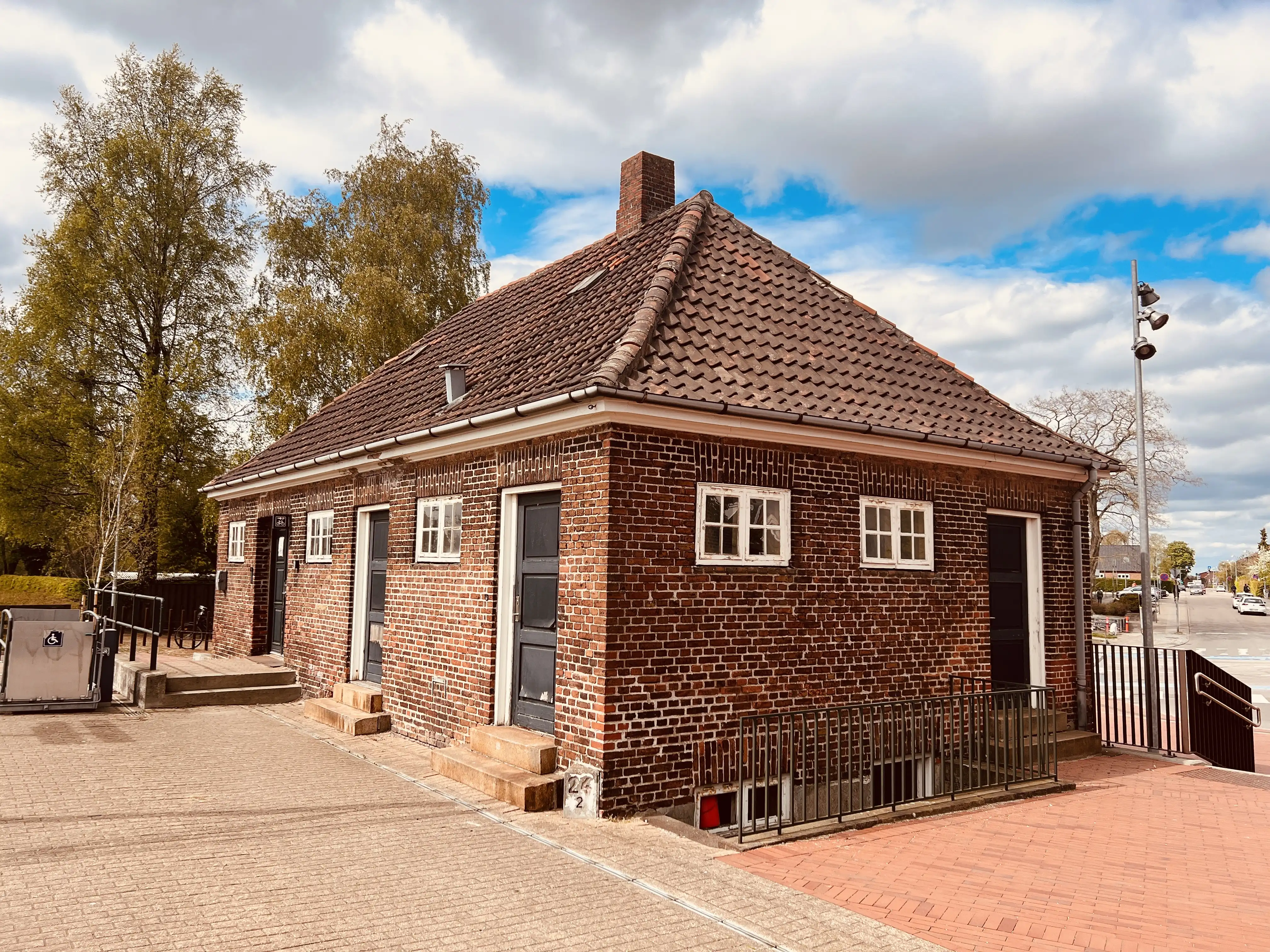 Billede af Hedehusene Stations varehus.