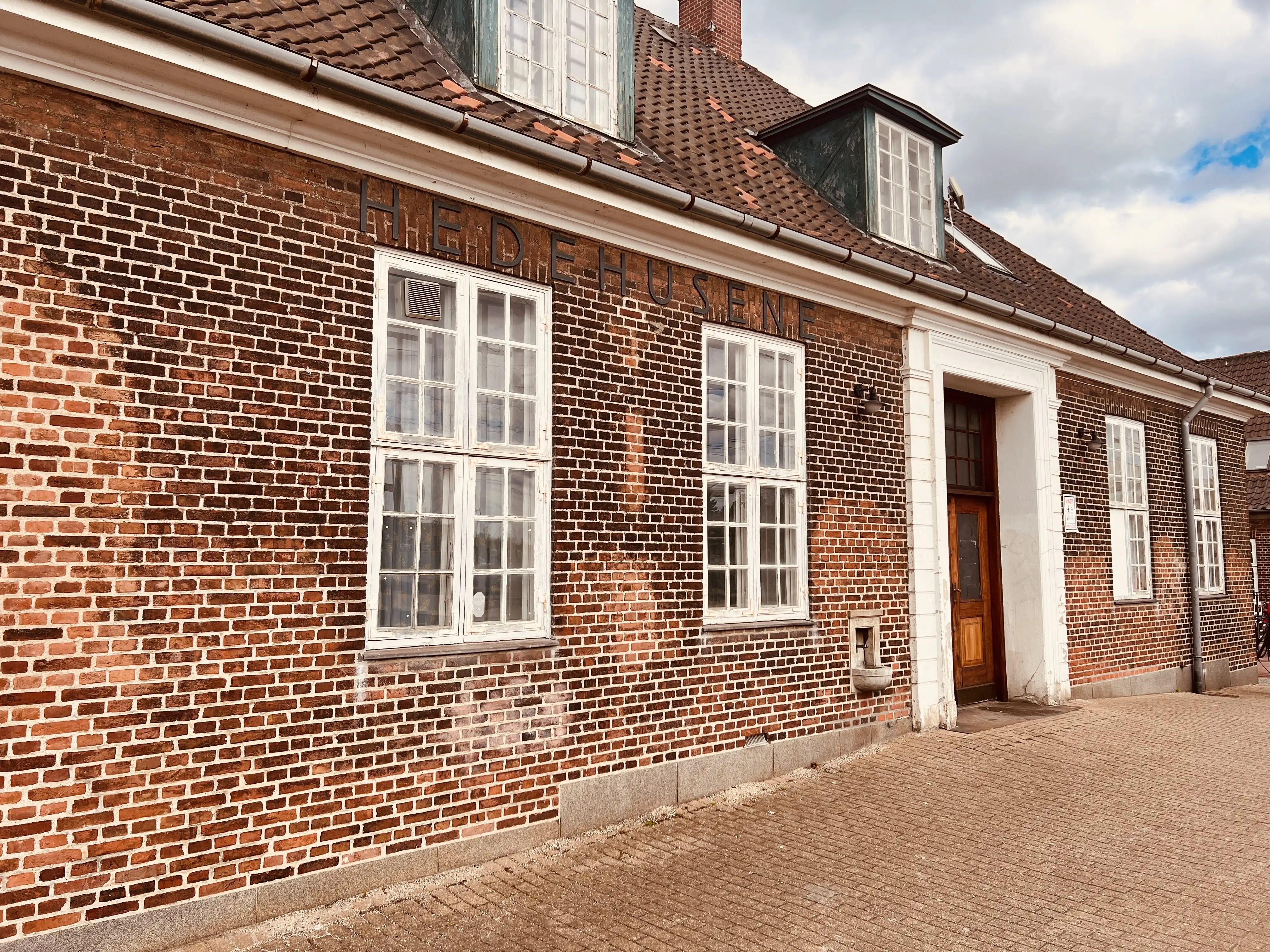 Billede af Hedehusene Station.