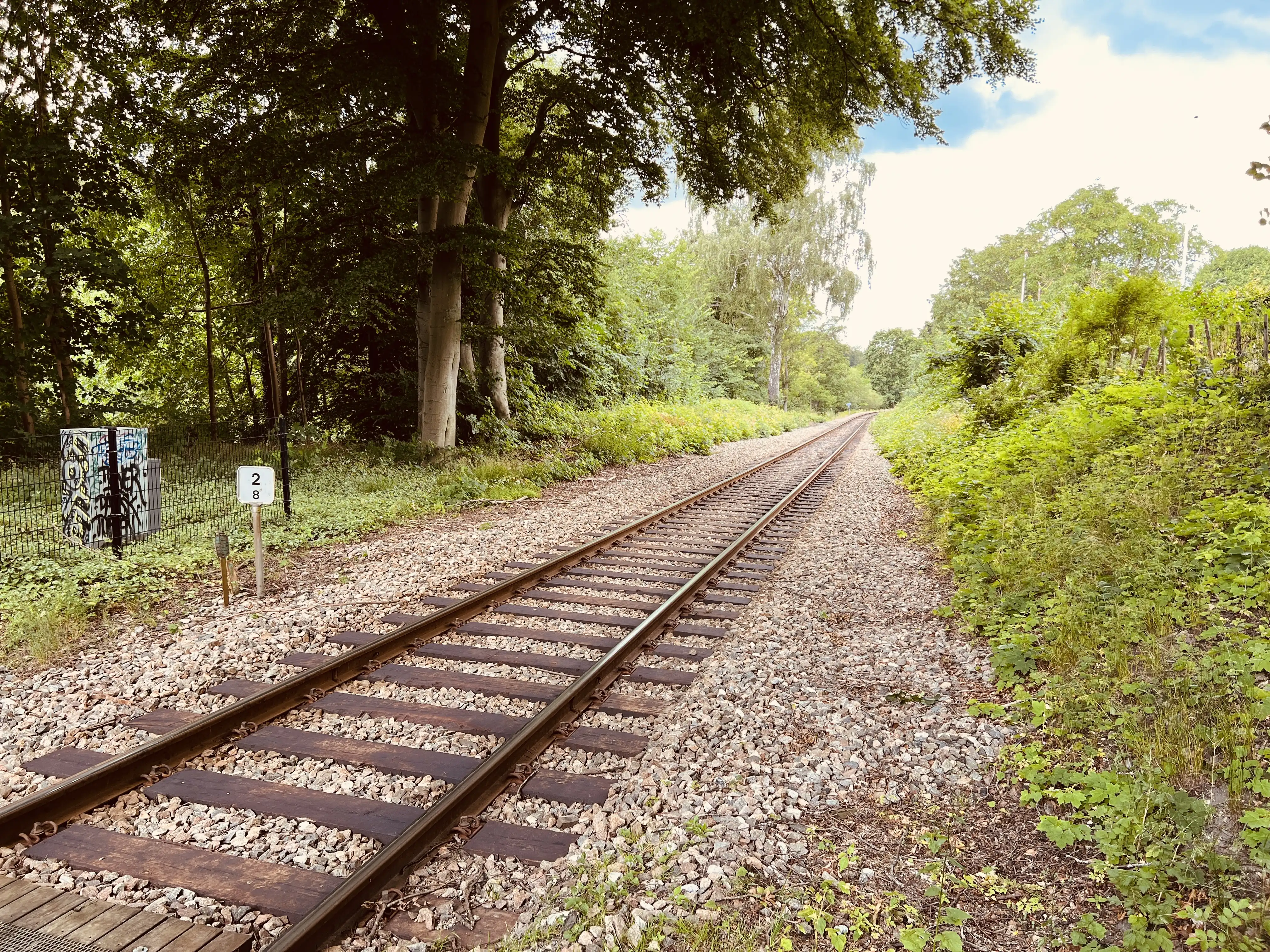 Billede af Slotsparken Trinbræt - Trinbræt er nedrevet, men Slotsparken Trinbræt har ligget her. Billede af Slotsparken Trinbræt - Trinbræt er nedrevet, men Slotsparken Trinbræt har ligget her.