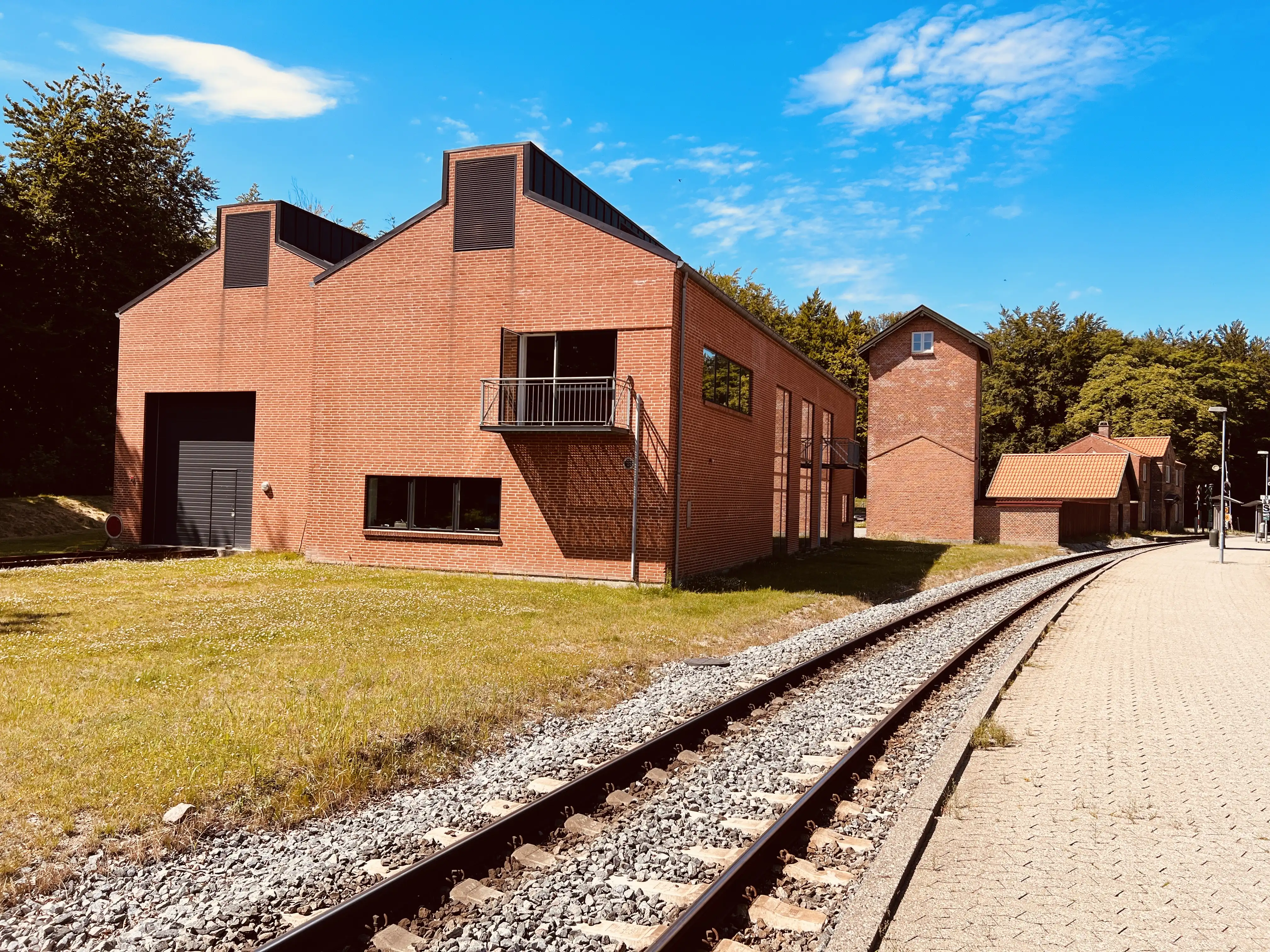 Billede af Lokaltogs nye banearbejderbygning ved Kagerup Station. Billede af Lokaltogs nye banearbejderbygning ved Kagerup Station.