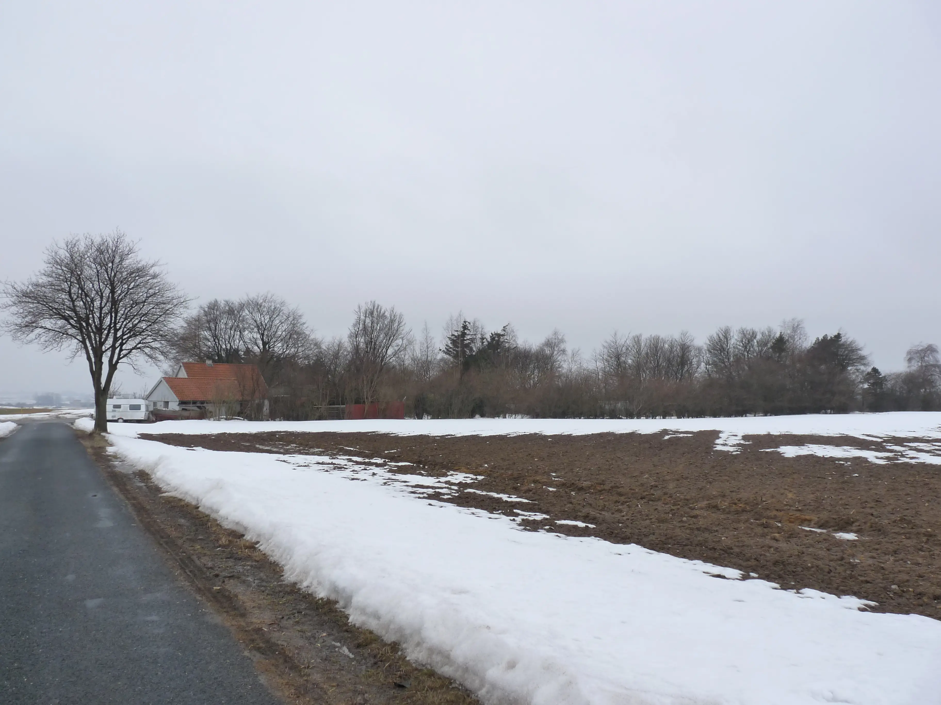 Billede af Askov Huse Trinbræt med Sidespor - Trinbræt med Sidespor er nedrevet, men Askov Huse Trinbræt med Sidespor har ligget her. Billede af Askov Huse Trinbræt med Sidespor - Trinbræt med Sidespor er nedrevet, men Askov Huse Trinbræt med Sidespor har ligget her.