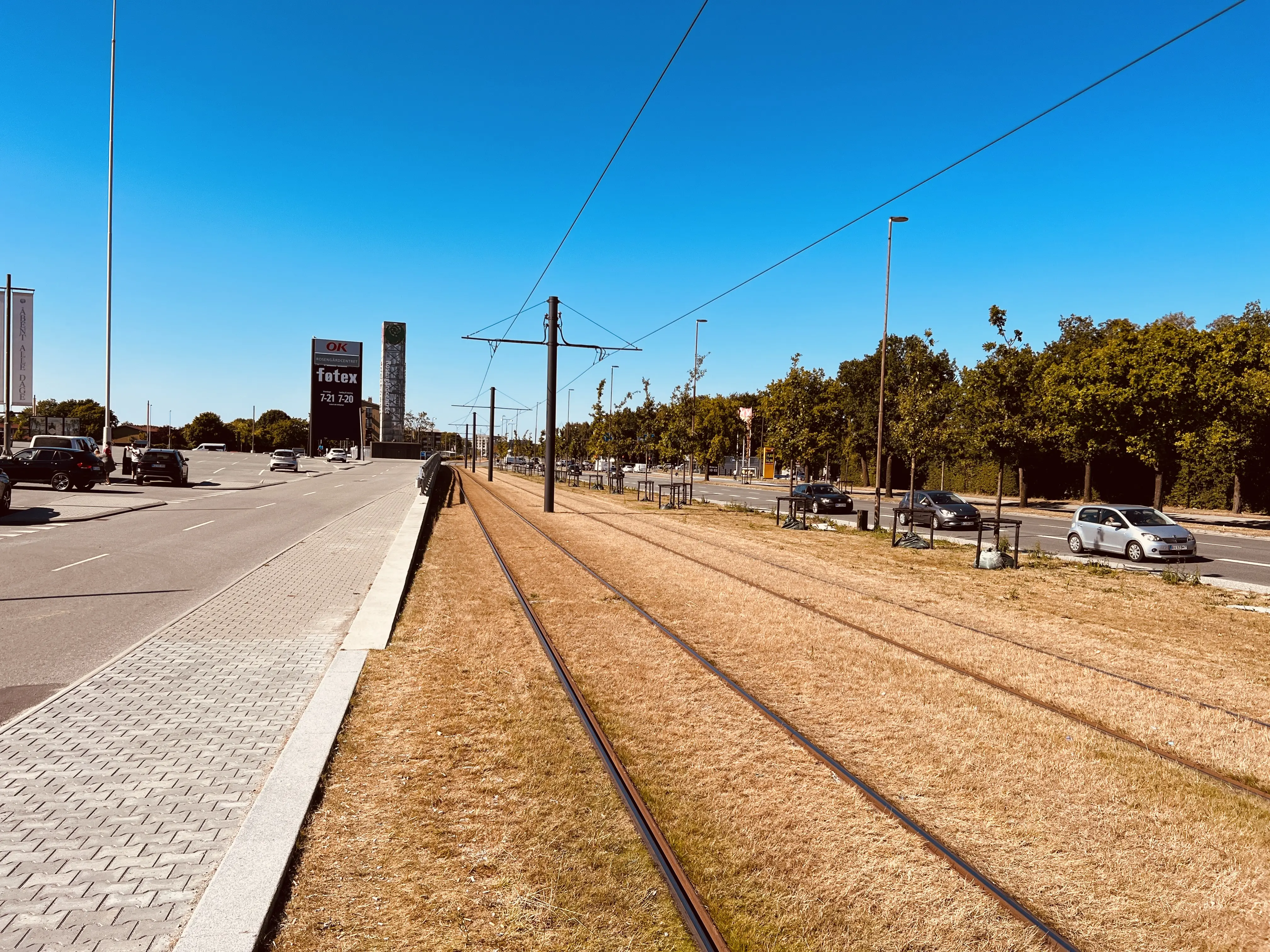 Billede af Rosengårdcentret Letbanestation. Billede af Rosengårdcentret Letbanestation.