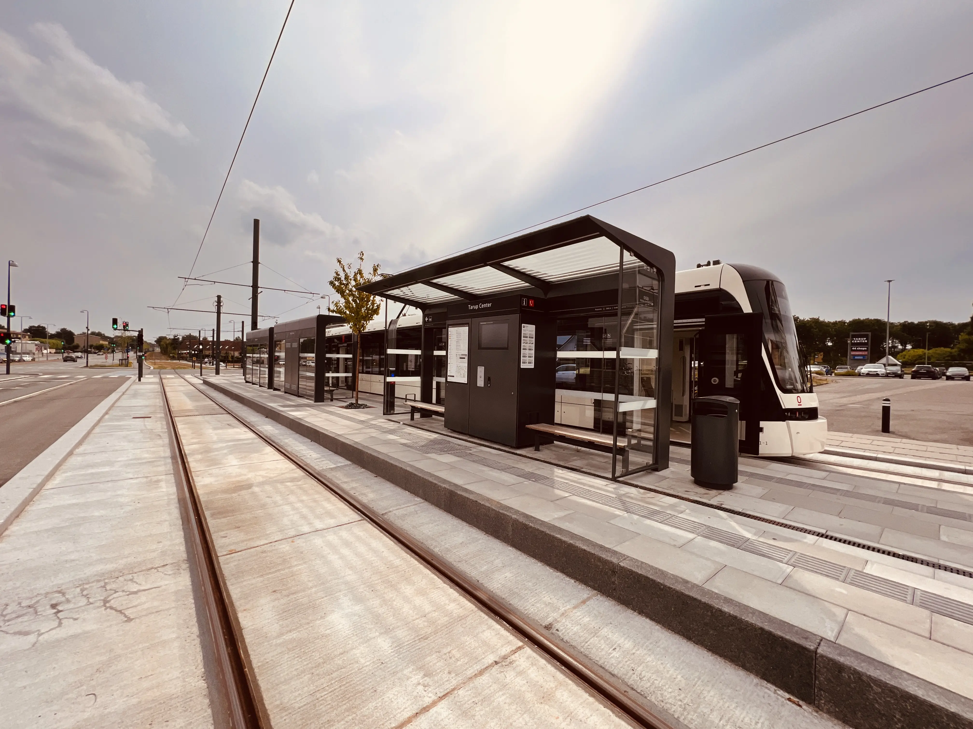 Billede af Tarup Center Letbanestation. Billede af Tarup Center Letbanestation.