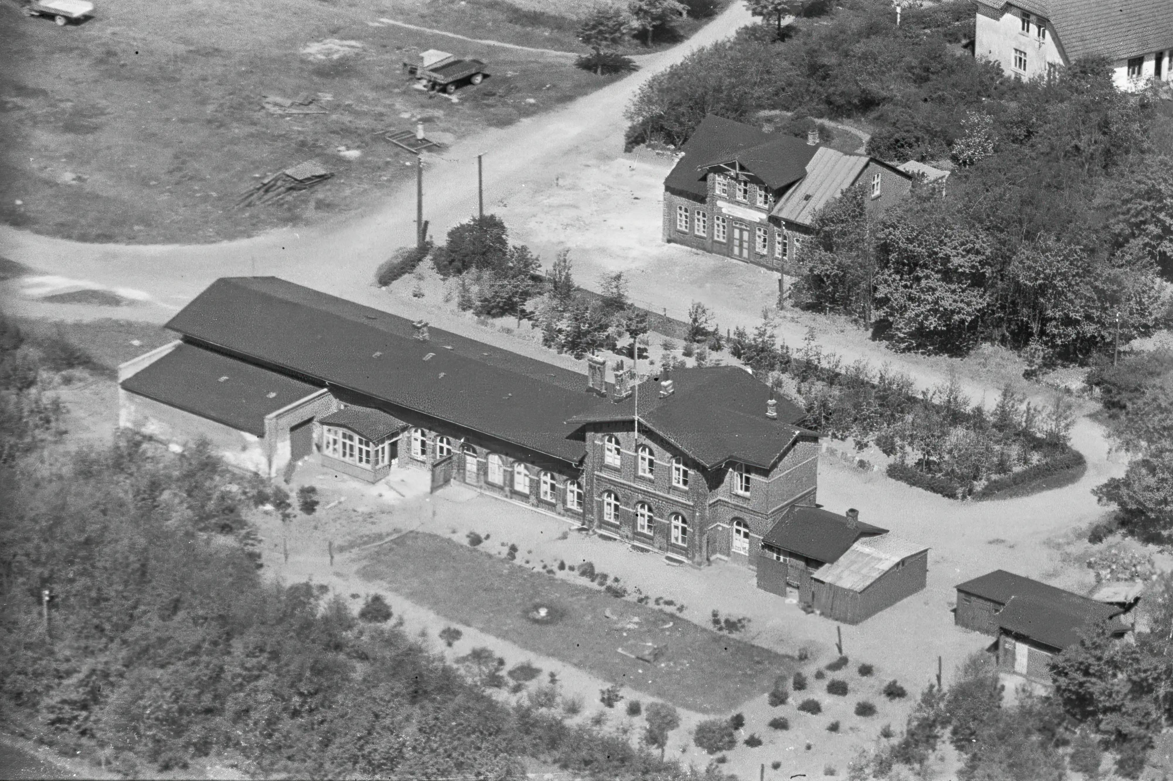 Billede af Løgumkloster Amtsbanegård. Billede af Løgumkloster Amtsbanegård.