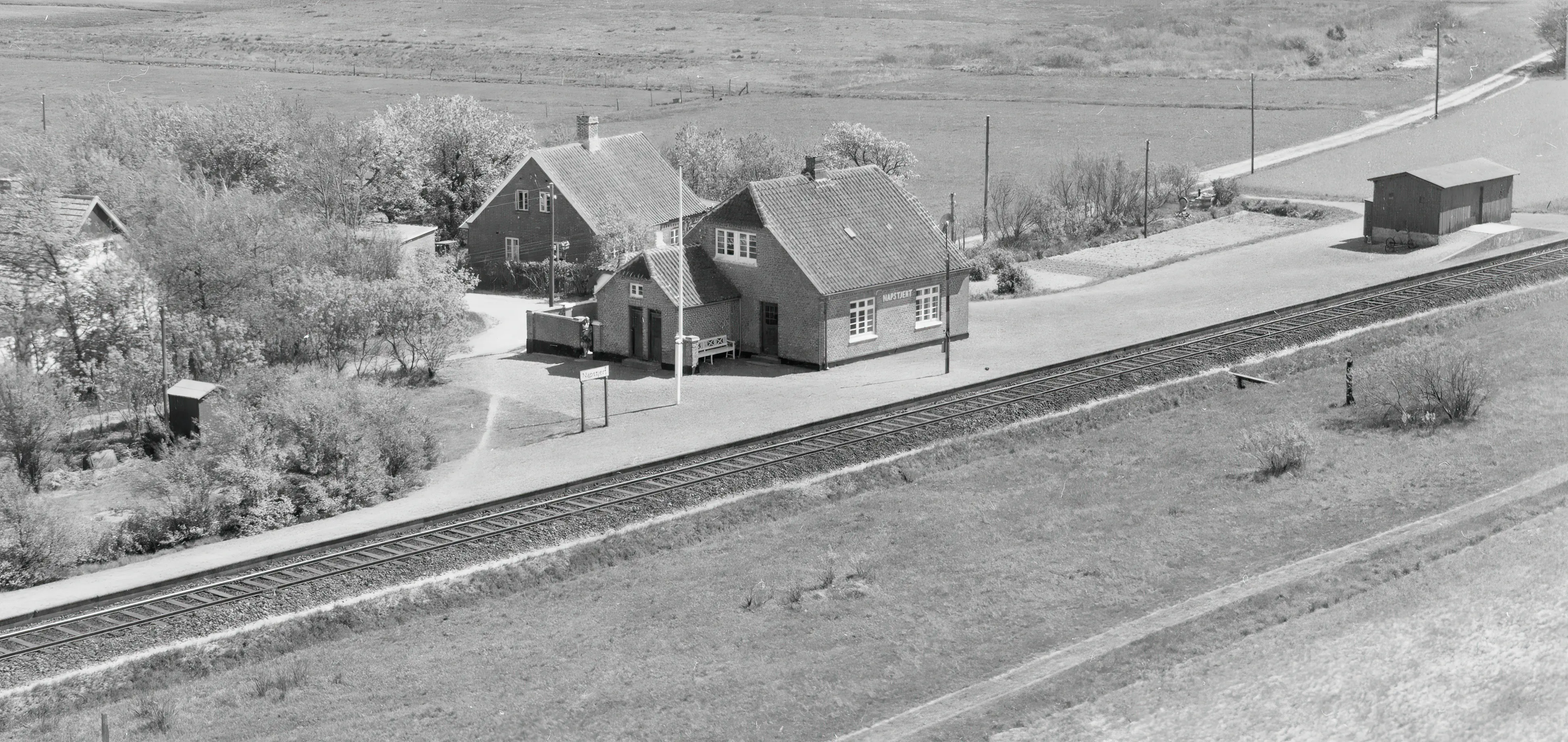 Billede af Napstjert Station. Billede af Napstjert Station.