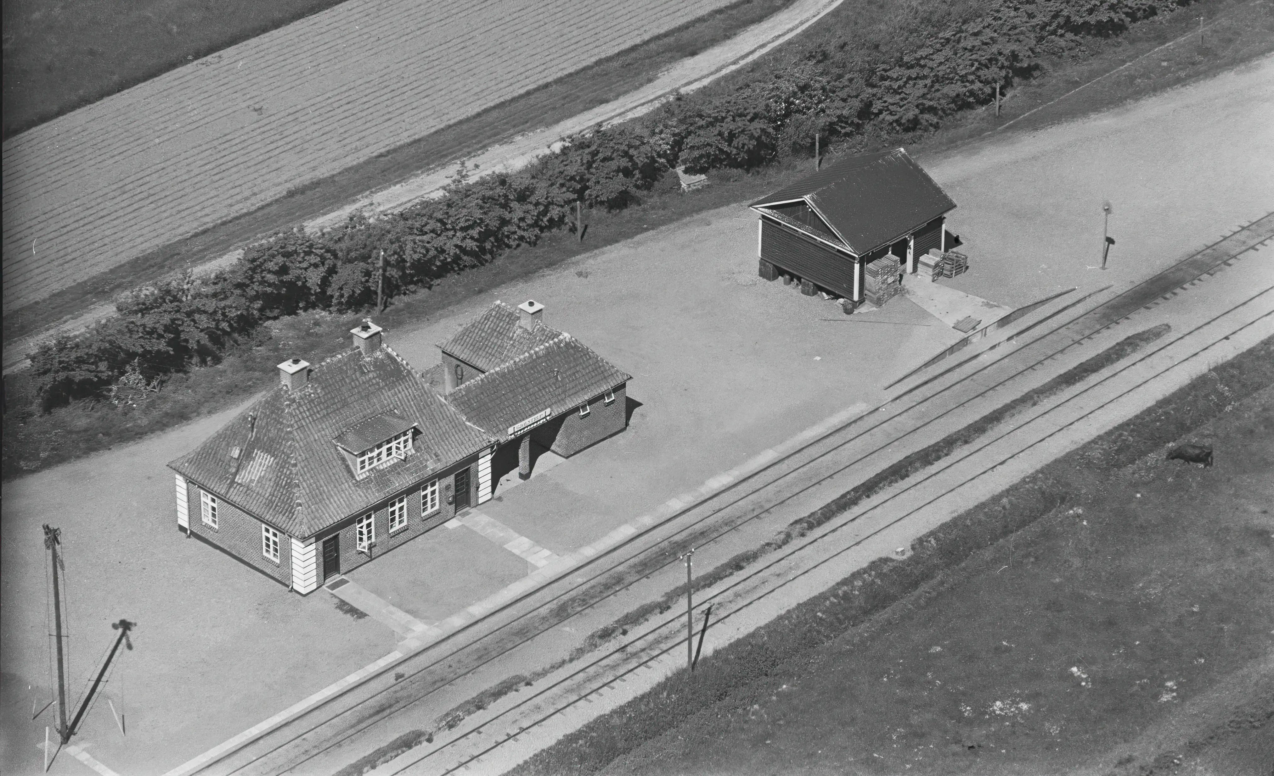 Billede af Gjølstrup Station. Billede af Gjølstrup Station.