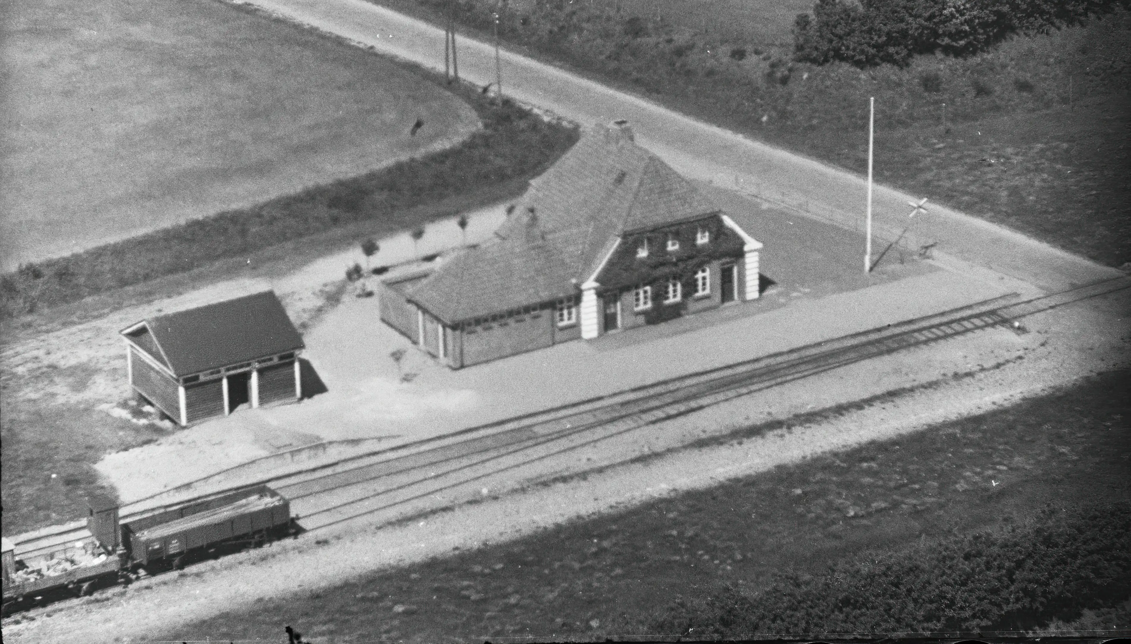 Billede af Røgelhede Station. Billede af Røgelhede Station.