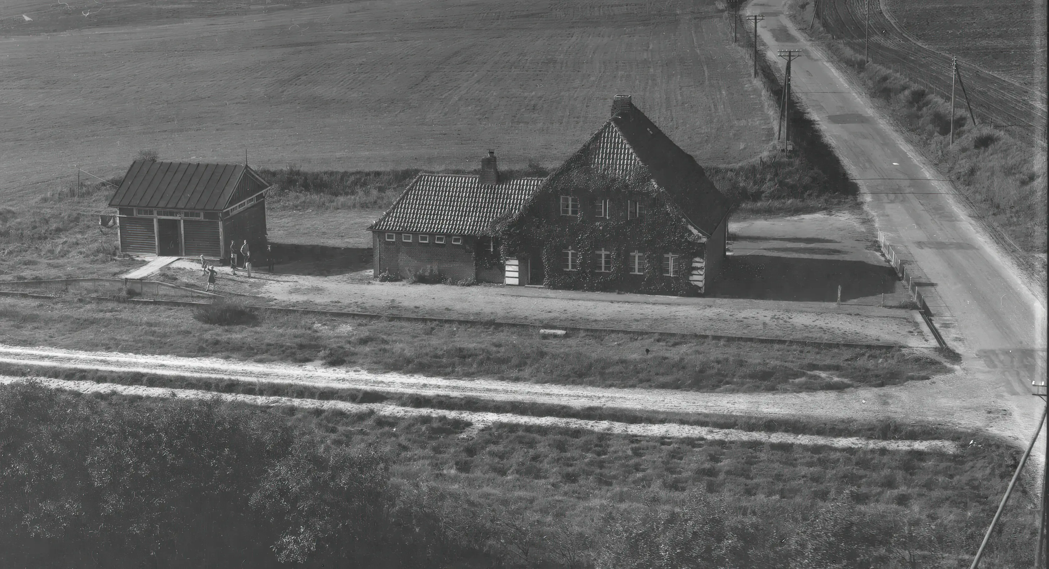 Billede af Røgelhede Station. Billede af Røgelhede Station.