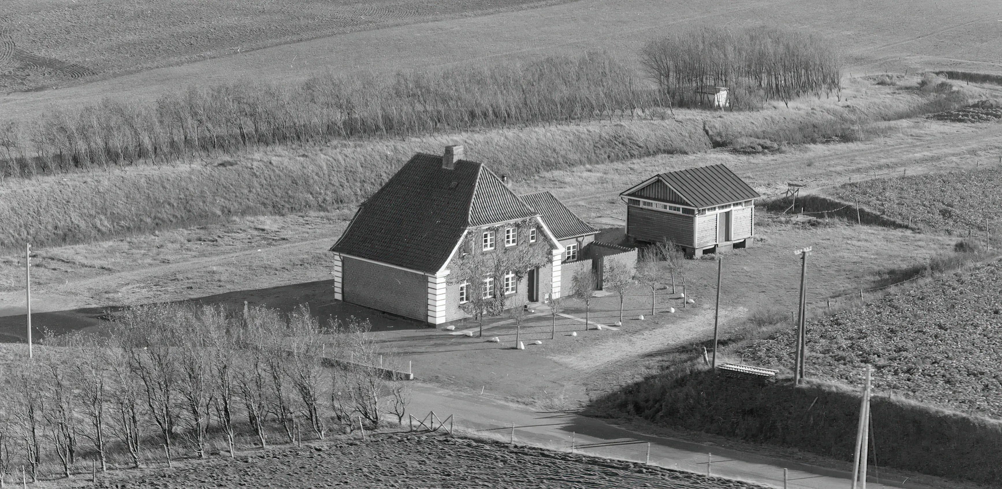 Billede af Røgelhede Station. Billede af Røgelhede Station.