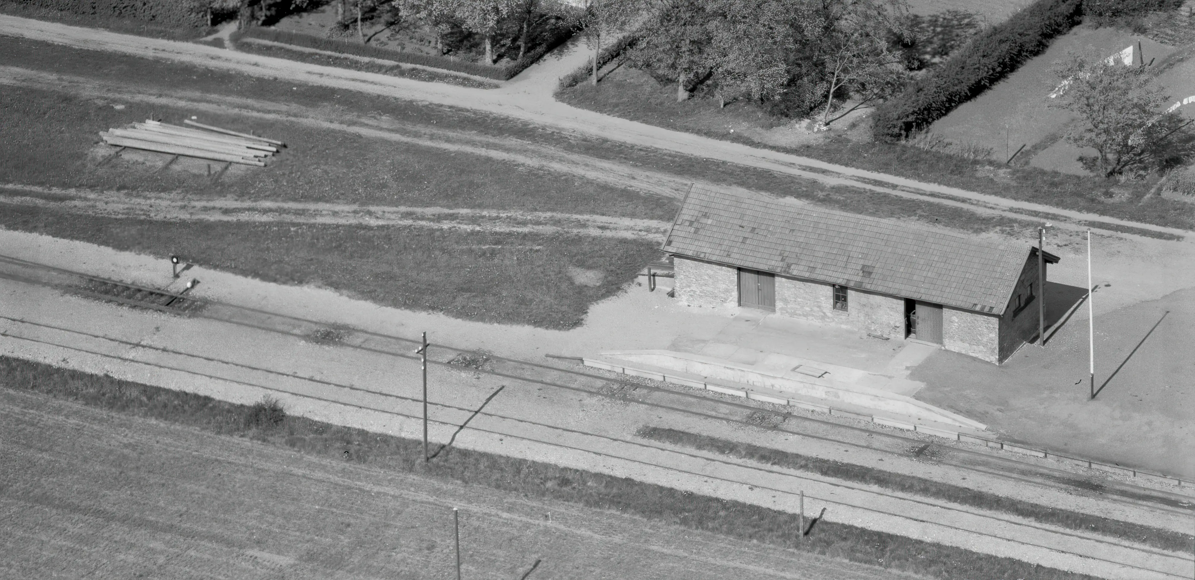 Billede af Storvorde Stations varehus. Billede af Storvorde Stations varehus.