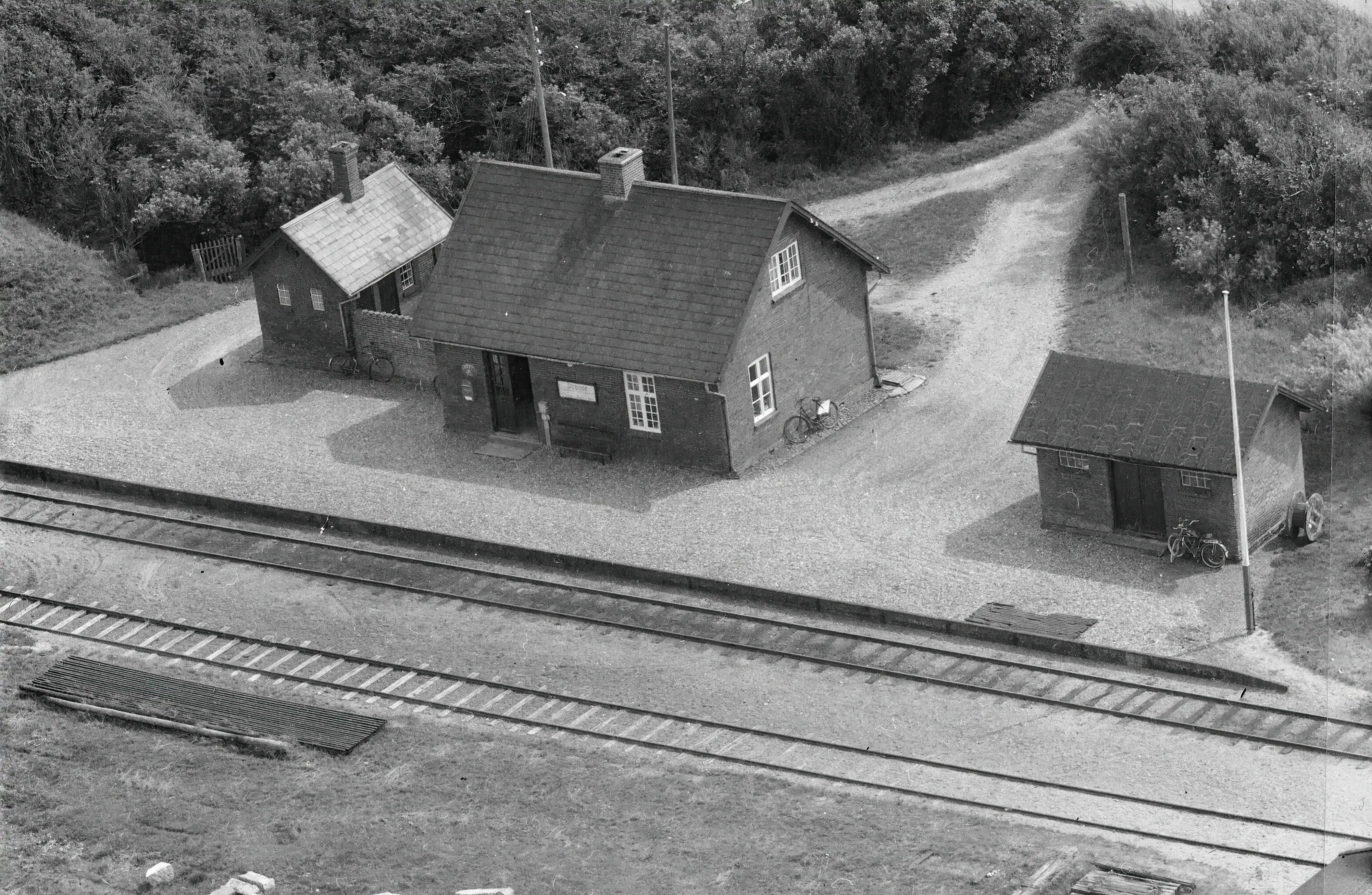 Billede af Strande Station. Billede af Strande Station.