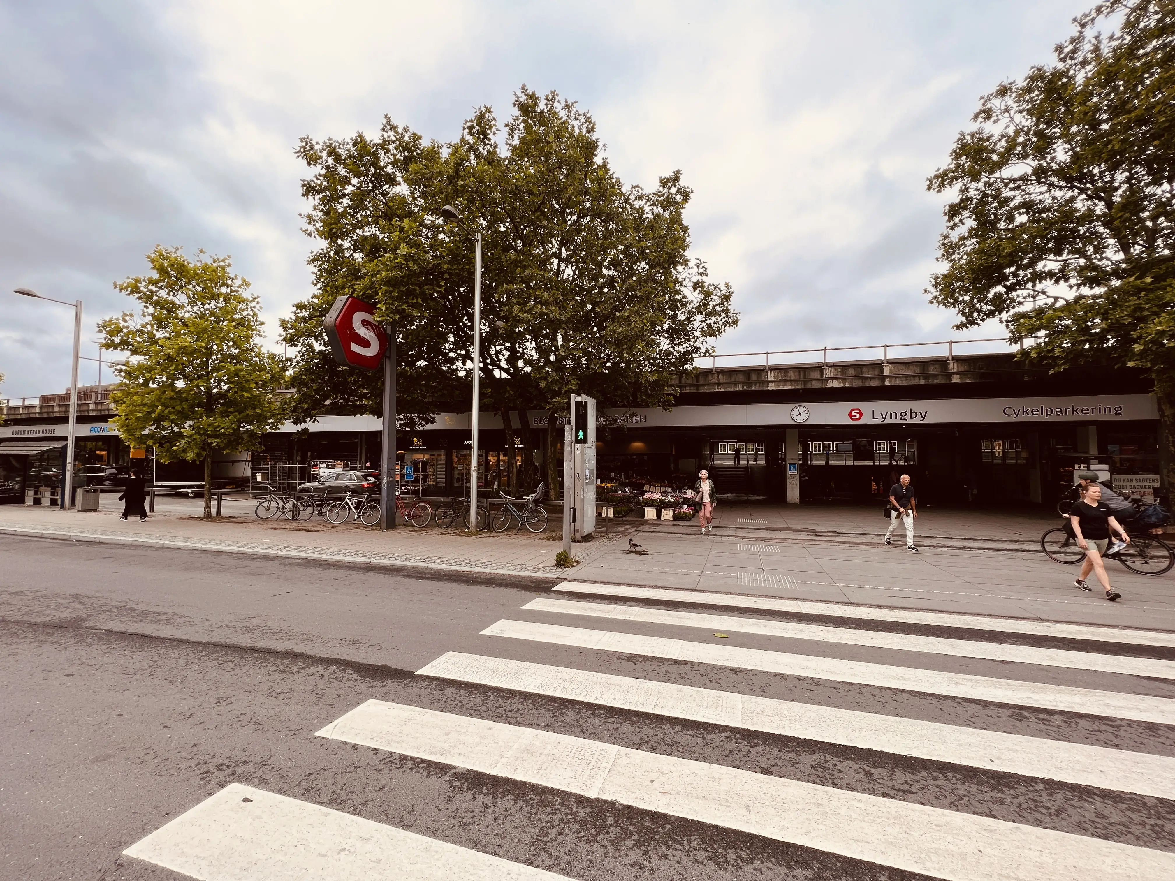 Billede af Lyngby Station. Billede af Lyngby Station.