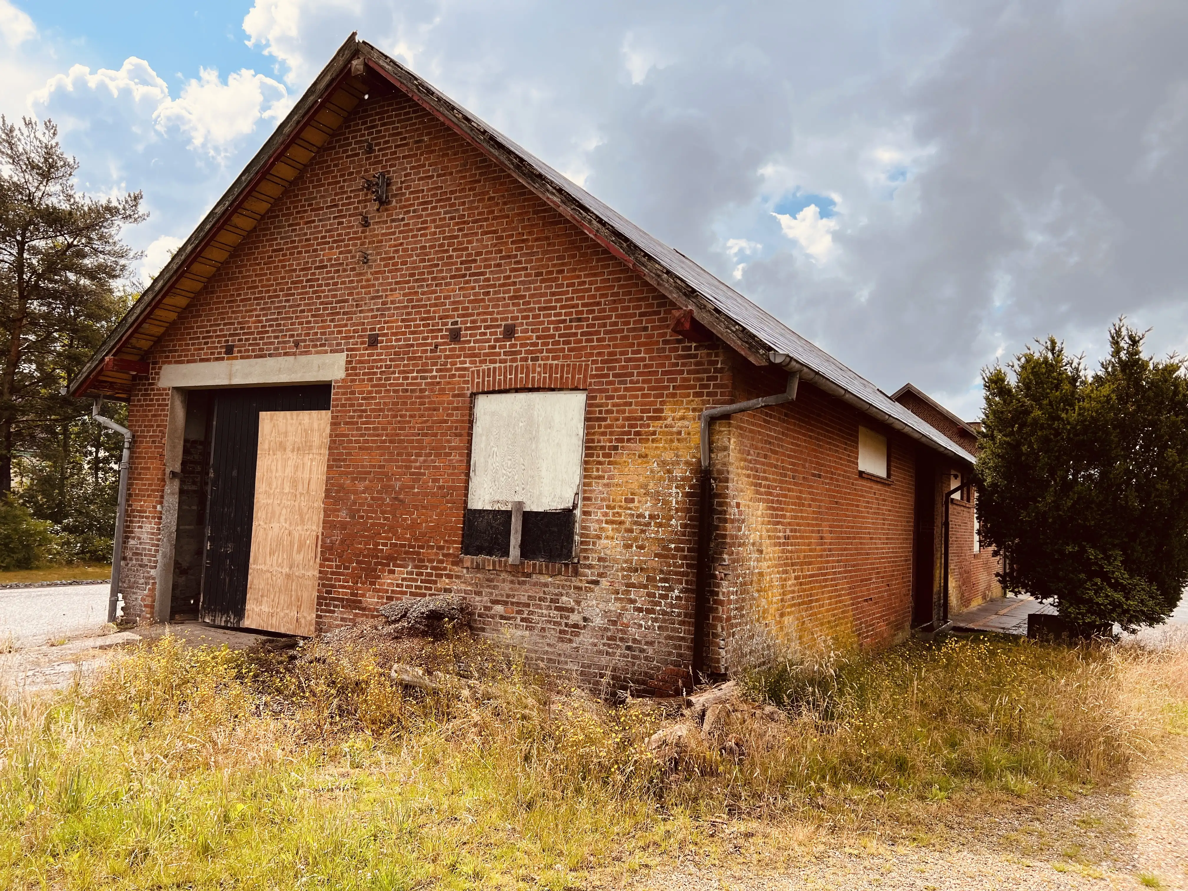 Billede af Troldhede Stations varehus. Billede af Troldhede Stations varehus.