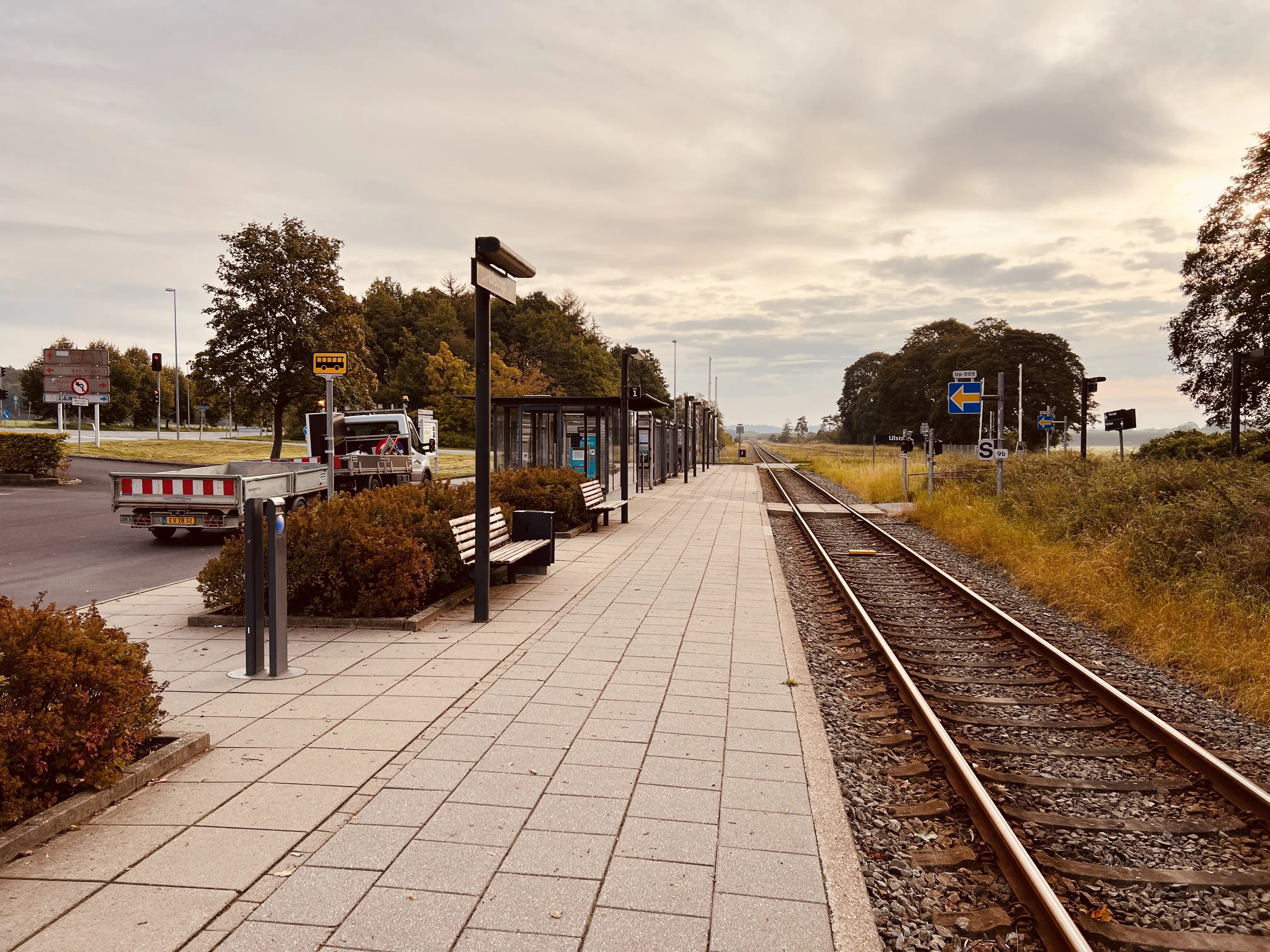 Billede af Ulstrup Trinbræt. Billede af Ulstrup Trinbræt.
