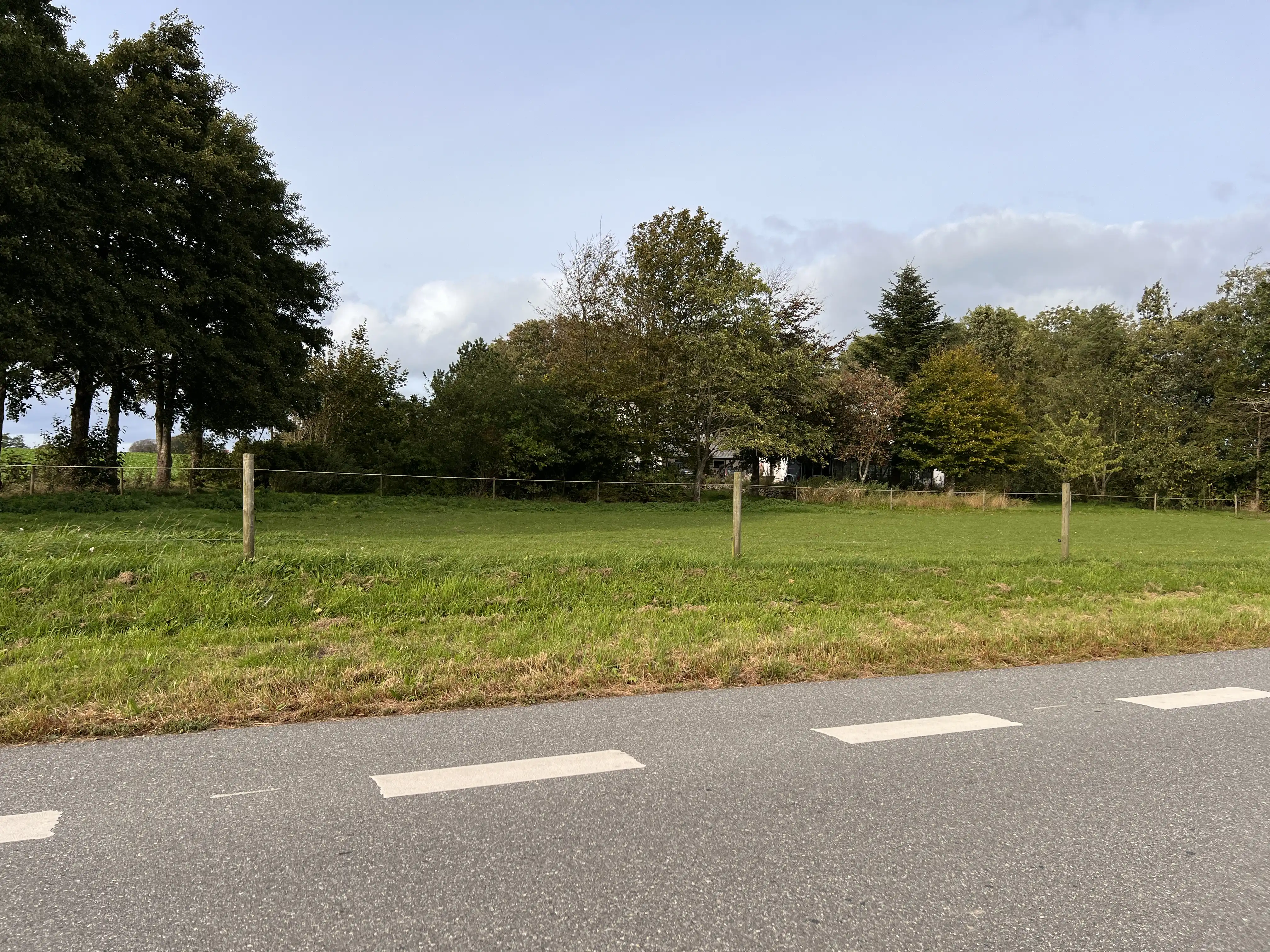 Billede af Vrønding Østermark Trinbræt - Trinbræt er nedrevet, men Vrønding Østermark Trinbræt har ligget her. Billede af Vrønding Østermark Trinbræt - Trinbræt er nedrevet, men Vrønding Østermark Trinbræt har ligget her.