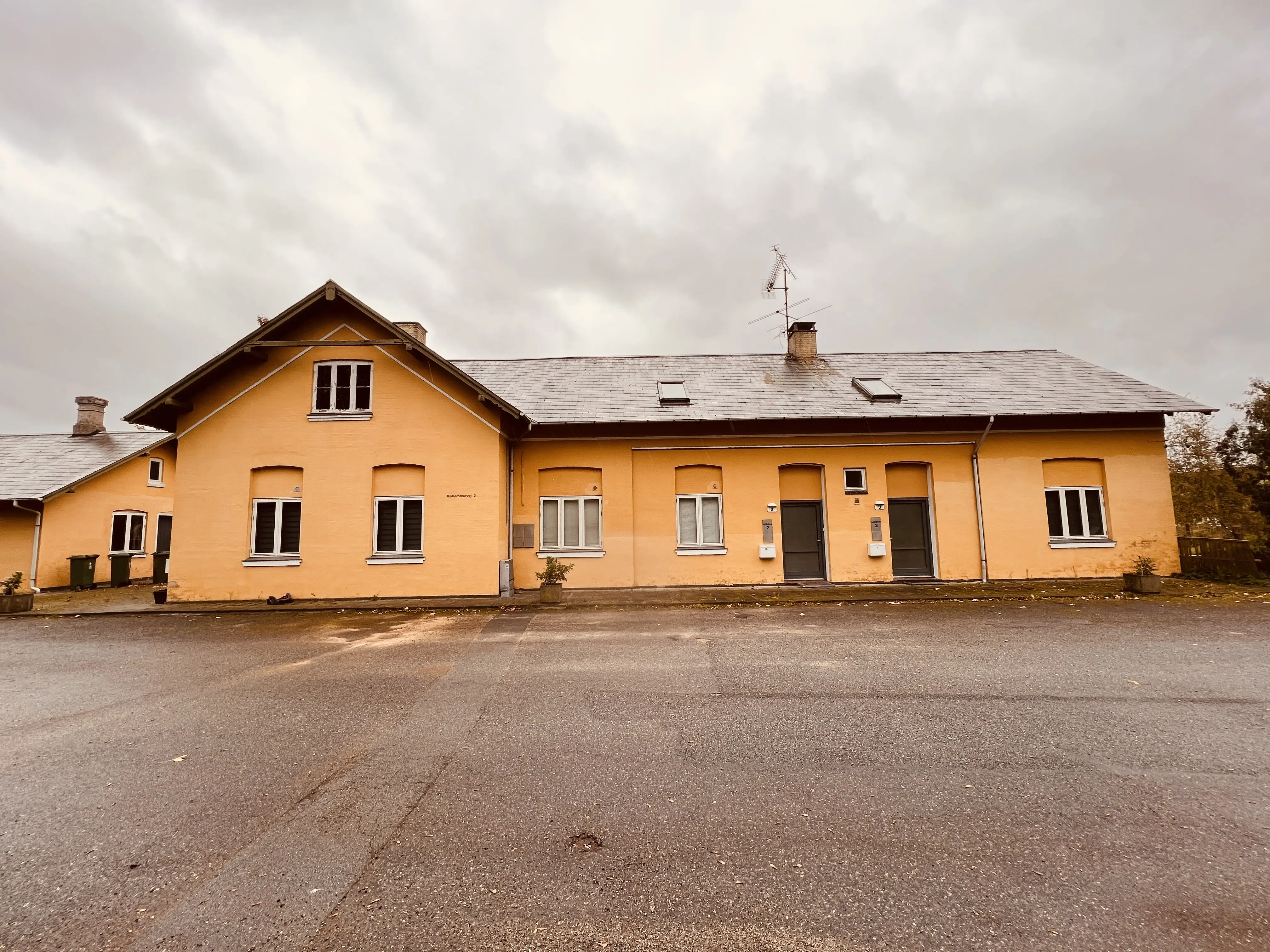 Billede af Højrup Station. Billede af Højrup Station.