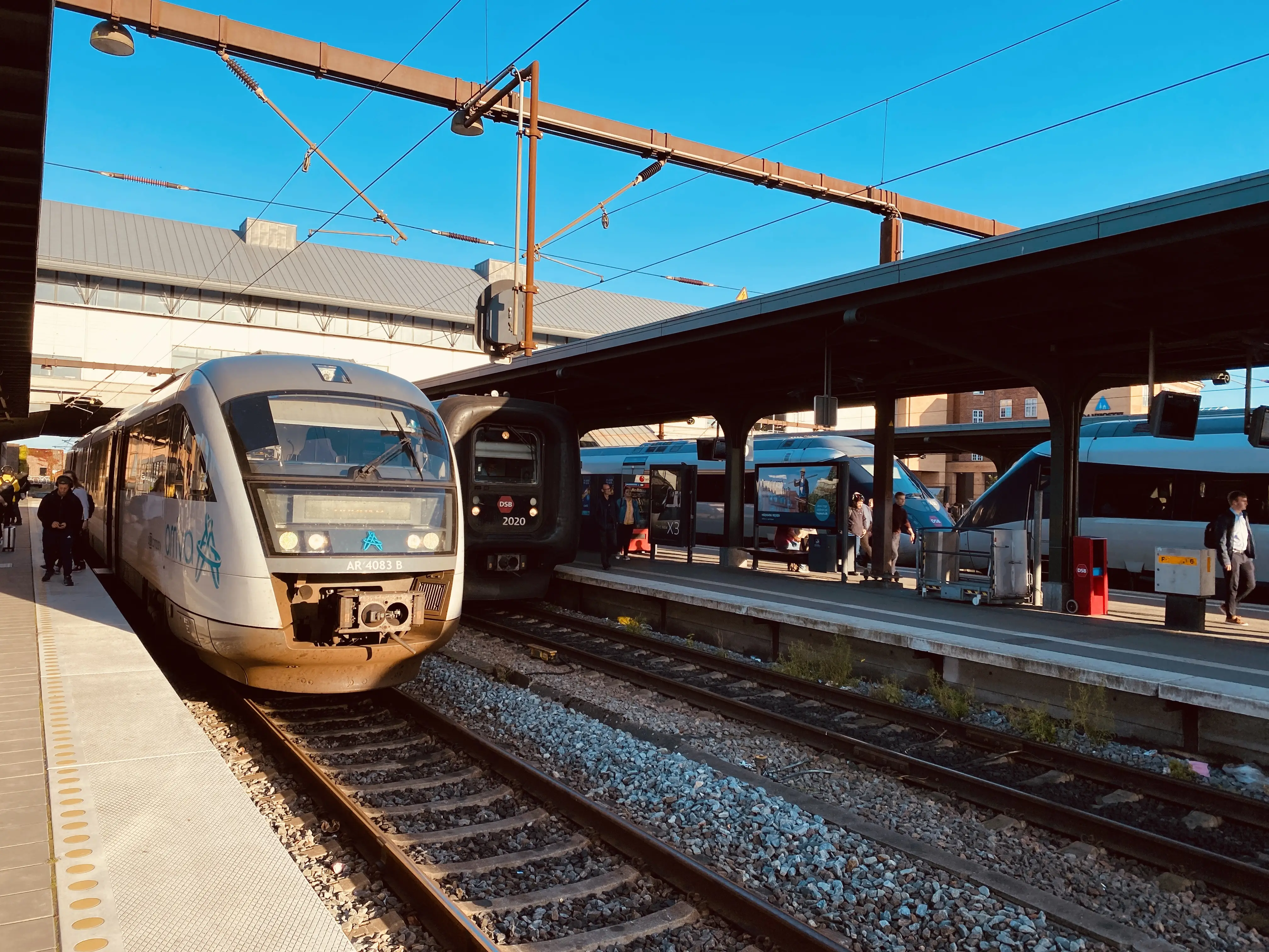 Billede af ARRIVA AR 4083, tidligere DSB MQ 4123-4923 fotograferet ud for Odense Banegård Center. Billede af ARRIVA AR 4083, tidligere DSB MQ 4123-4923 fotograferet ud for Odense Banegård Center.