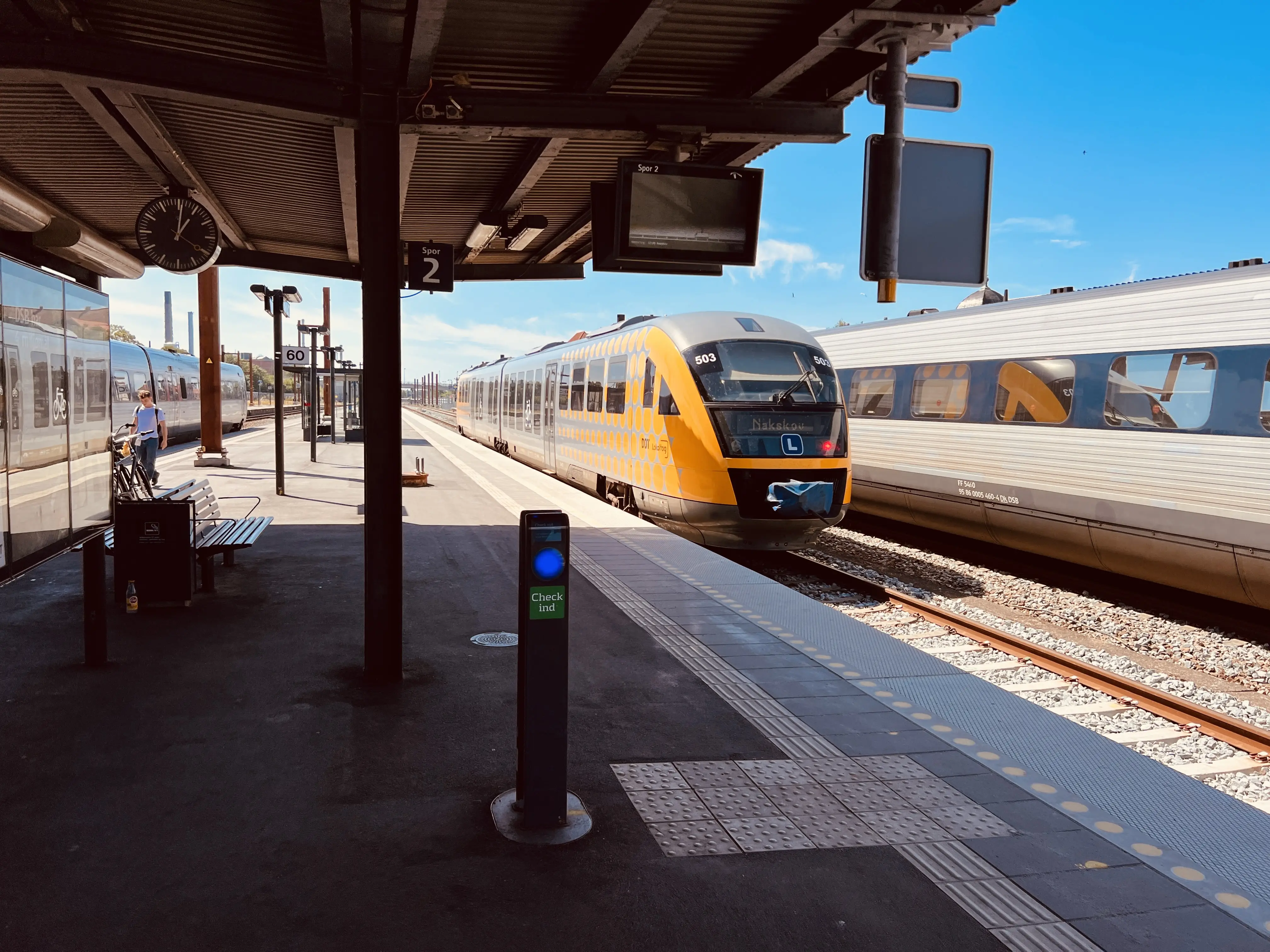 Billede af LT DM 503, tidligere NJJ DM 503 fotograferet ud for Nykøbing Falster Station. Billede af LT DM 503, tidligere NJJ DM 503 fotograferet ud for Nykøbing Falster Station.