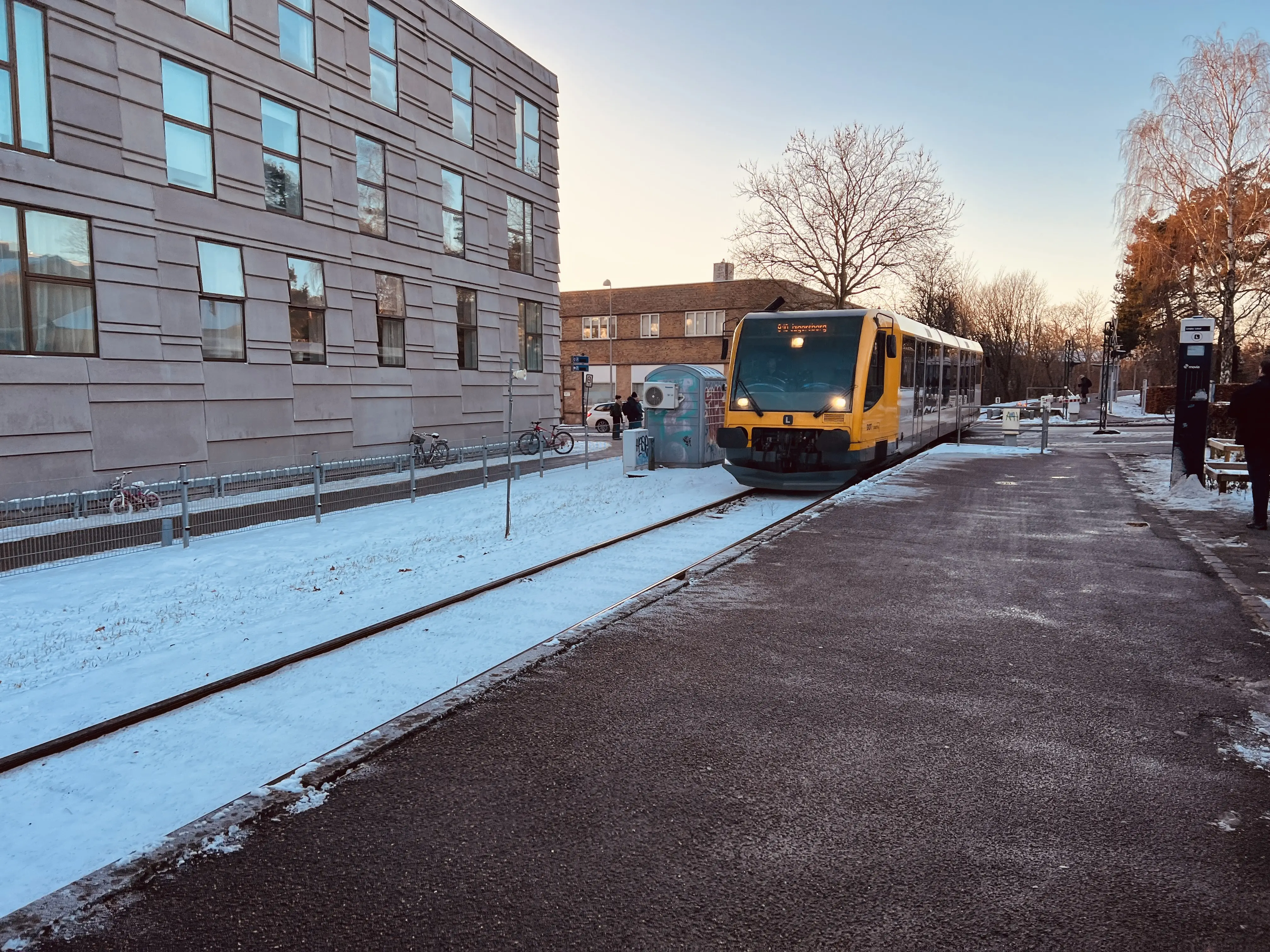 Billede af LT Lm 22, tidligere LNJ Lm 22 fotograferet ud for Lyngby Lokal Station.
