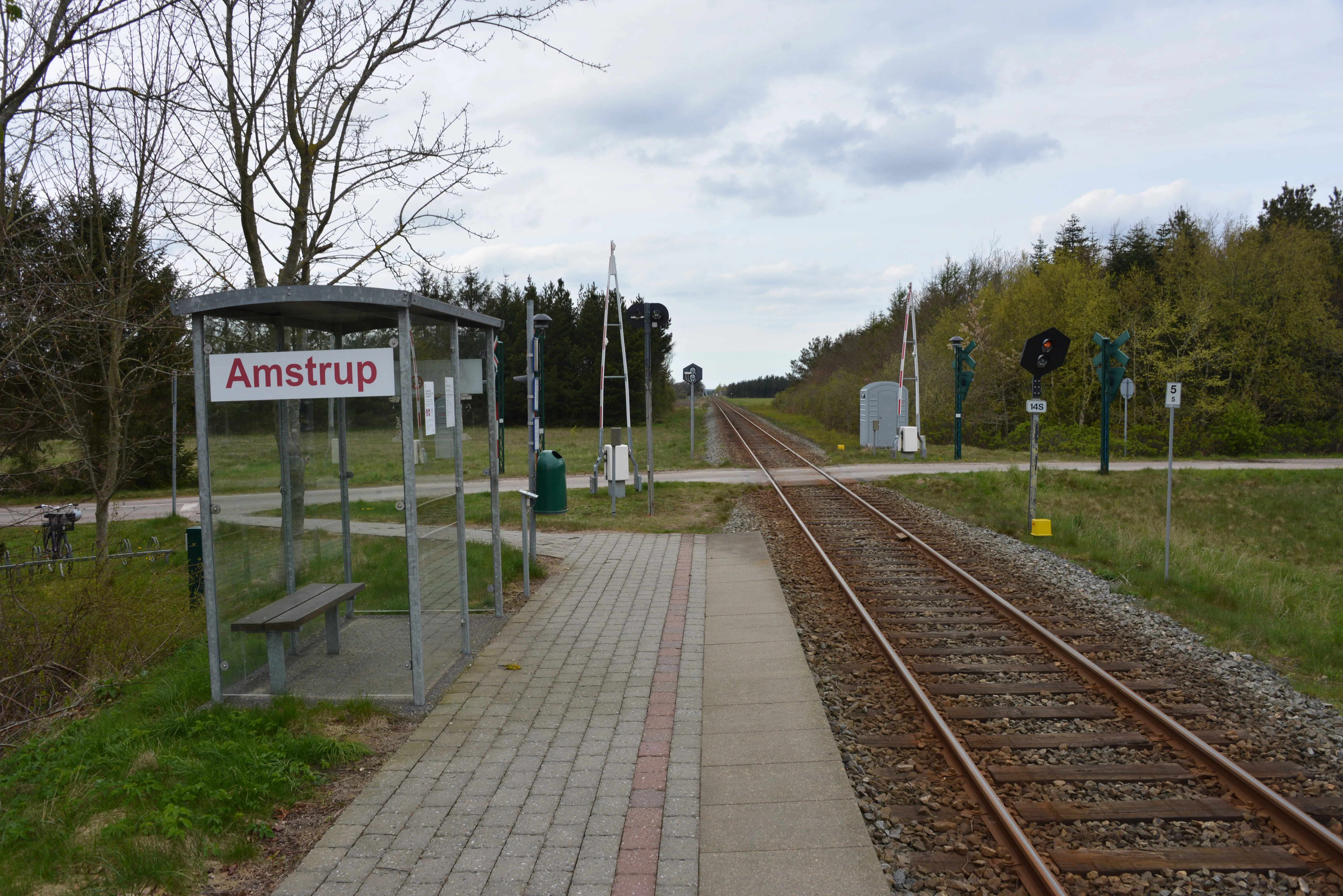 Billede af Amstrup Trinbræt. Billede af Amstrup Trinbræt.