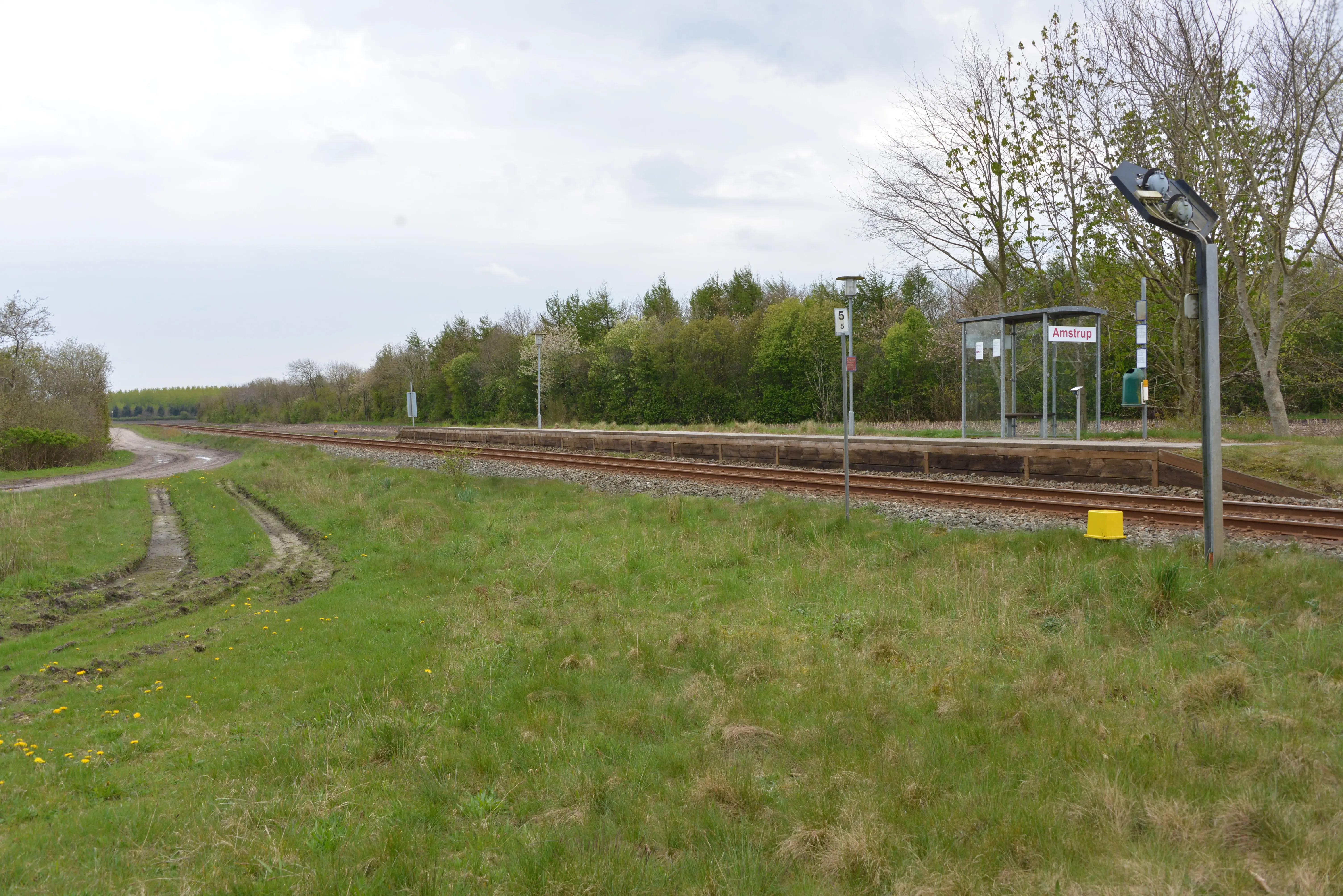 Billede af Amstrup Trinbræt. Billede af Amstrup Trinbræt.